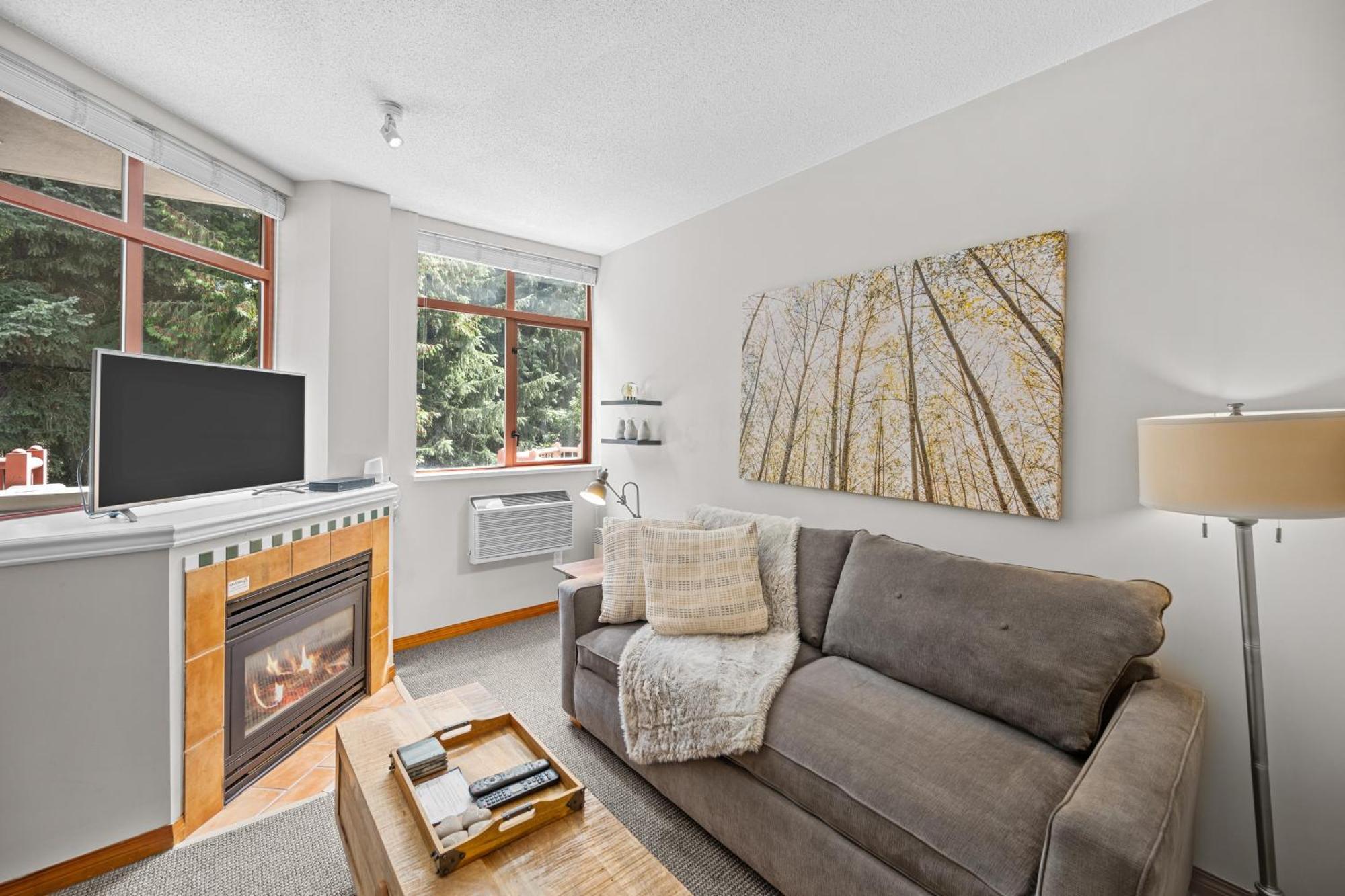 Apartment Alpenglow Cozy With Den By Mva *