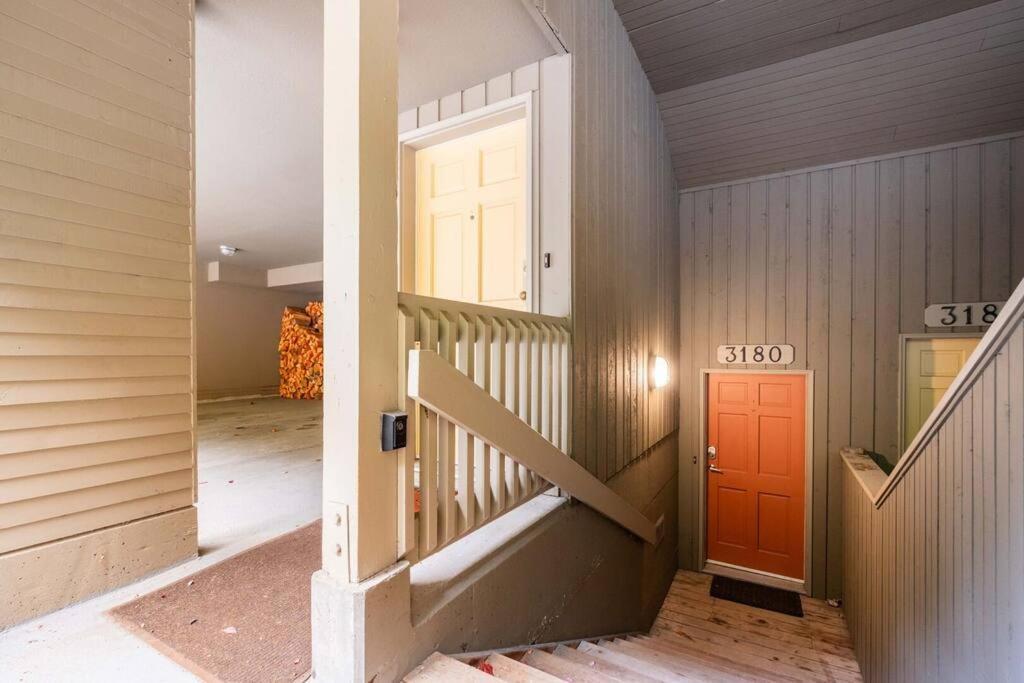 Blueberry Hill Estates 3180 By Outpost *
