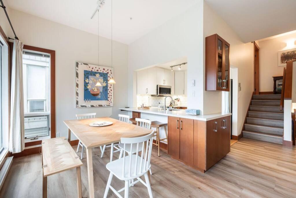 Blueberry Hill Estates 3180 By Outpost