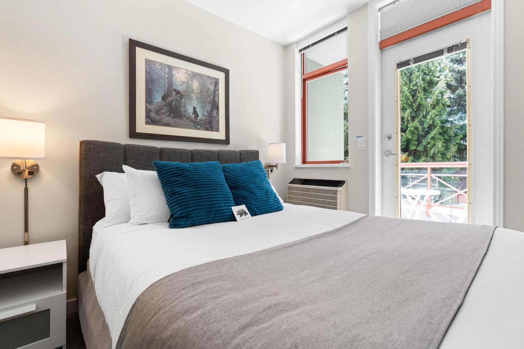 Alpenglow Bear Wonder One Bedroom By Mva Whistler