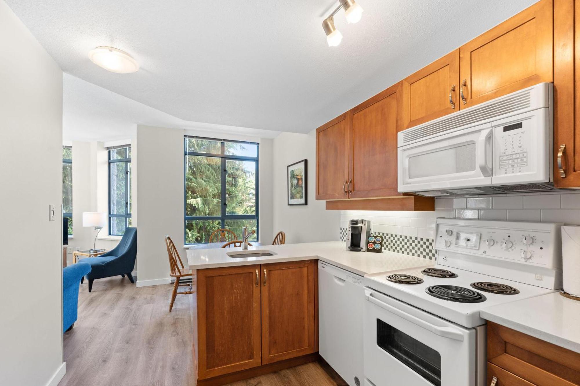 Alpenglow Bear Wonder One Bedroom By Mva * Whistler