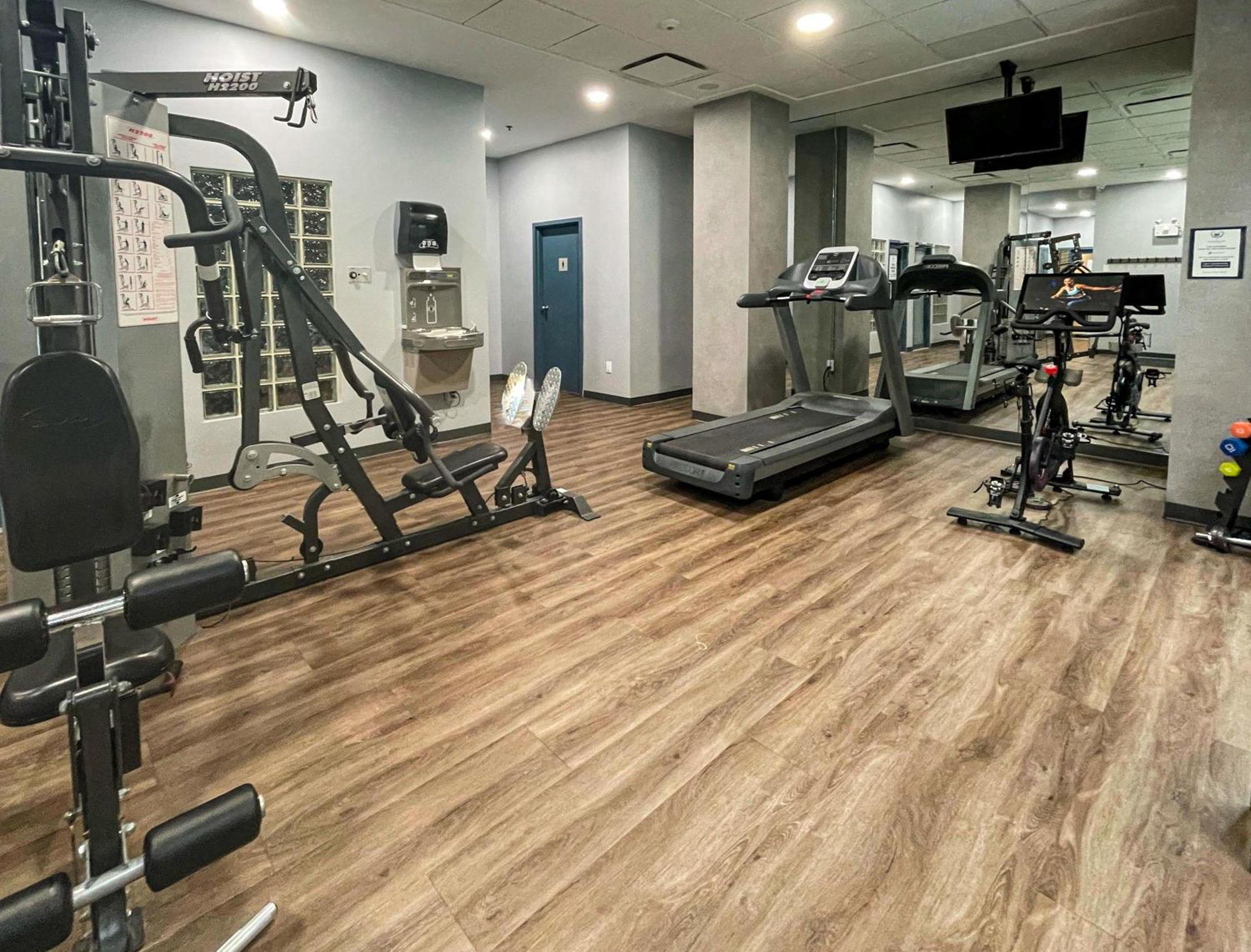 Apartment Alpenglow Two Bedroom With Private Hot Tub By Mva