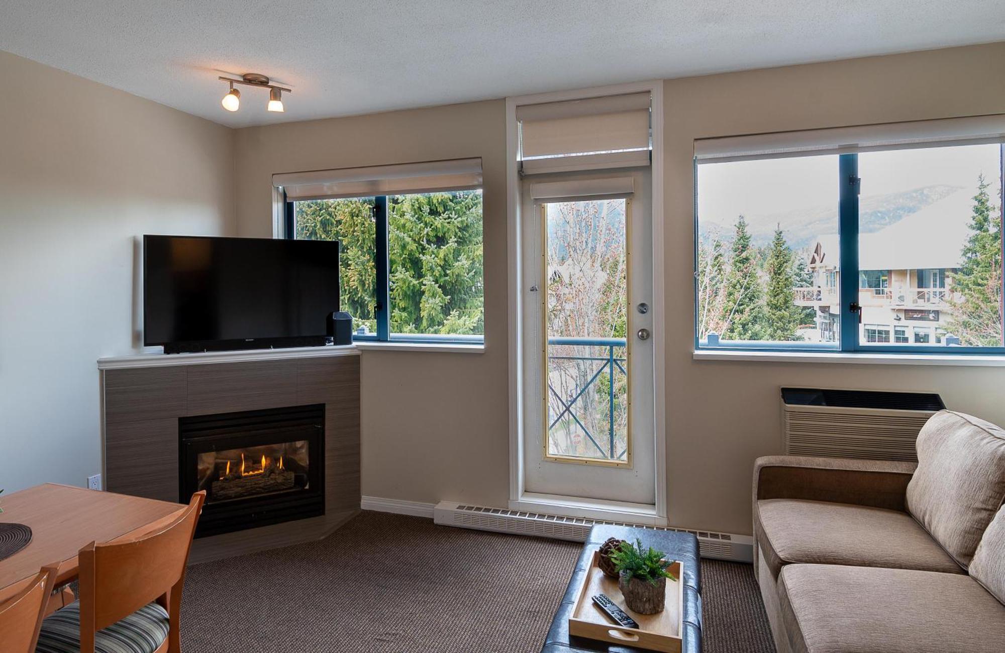 Alpenglow Fika One Bedroom By Mva Holiday home *