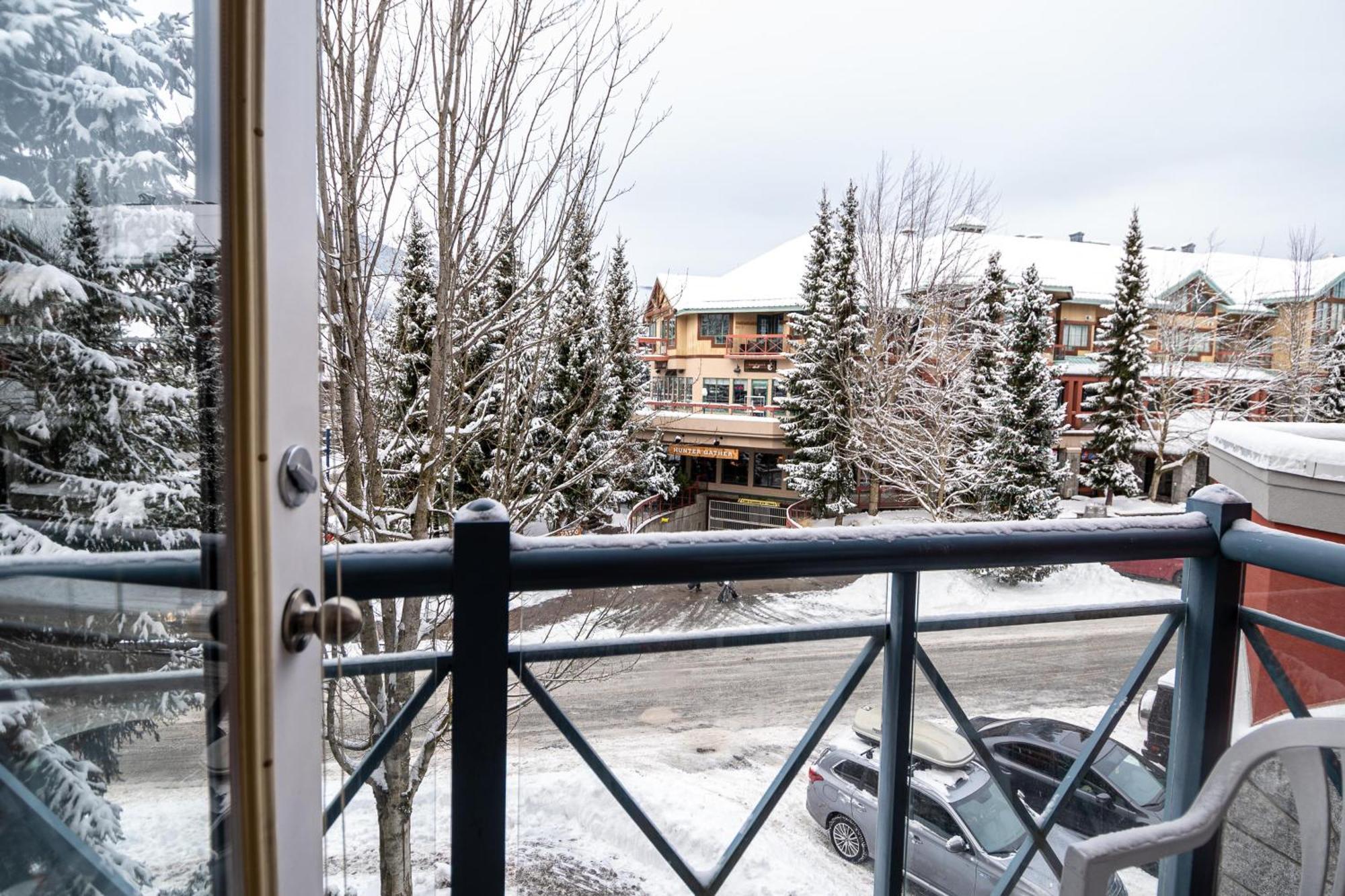 Alpenglow Junior One Bedroom By Mva Holiday home Whistler
