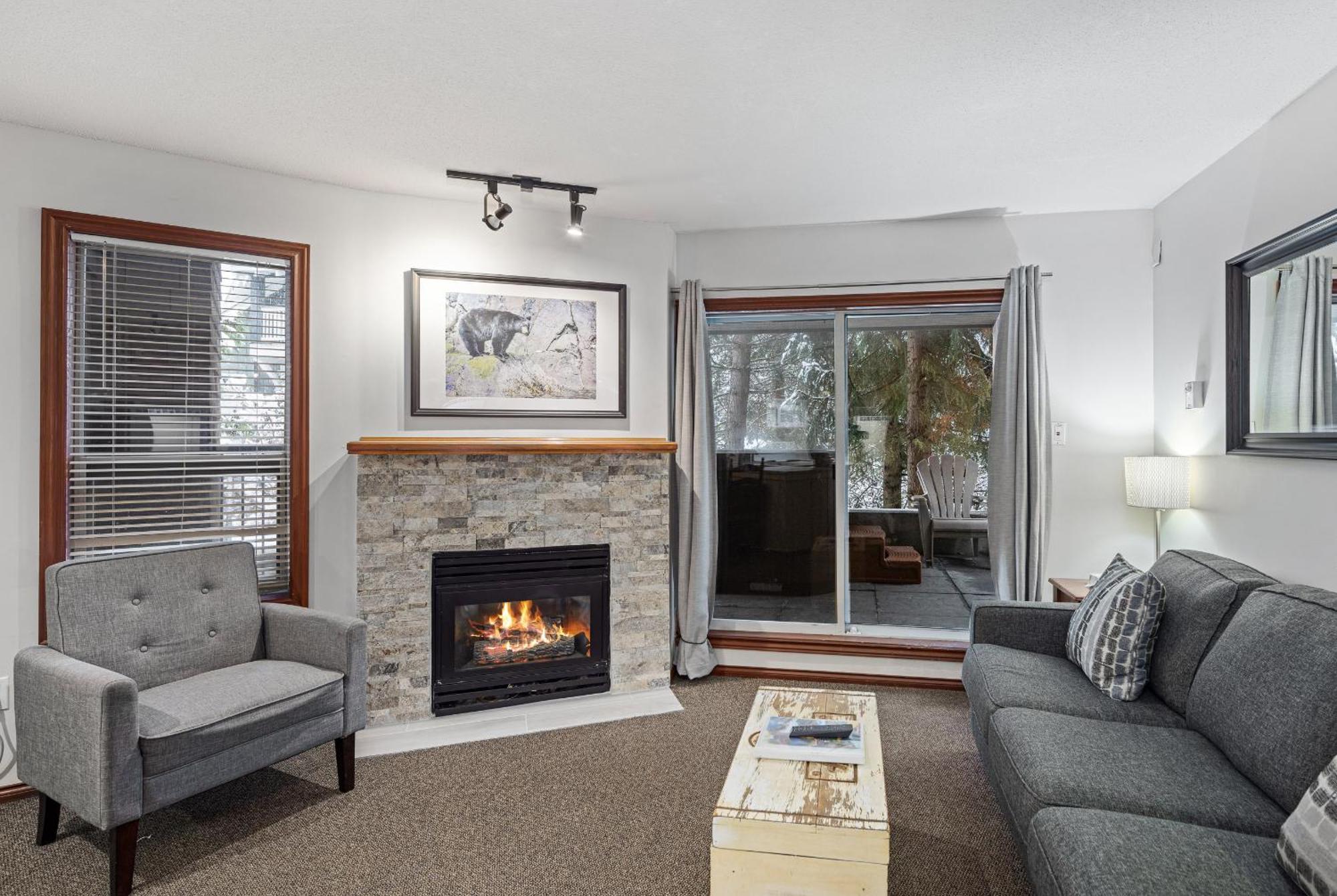 Apartment Glaciers Reach By Allseason Vacation *