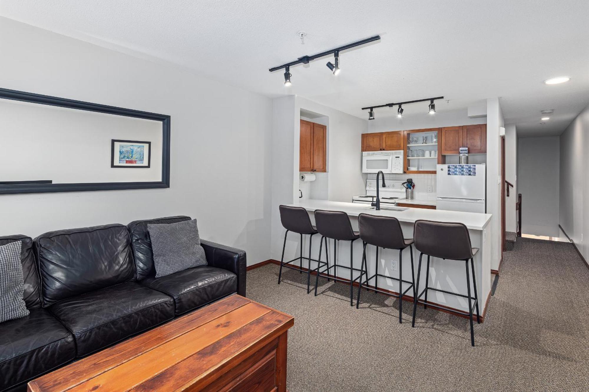 Apartment Glaciers Reach By Allseason Vacation *