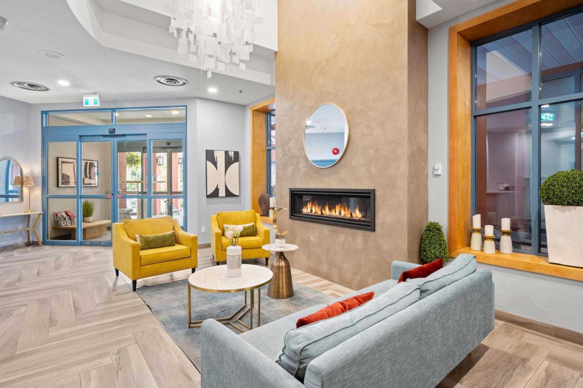 Apartment Alpenglow Large With Dedicated Work Space By Mva