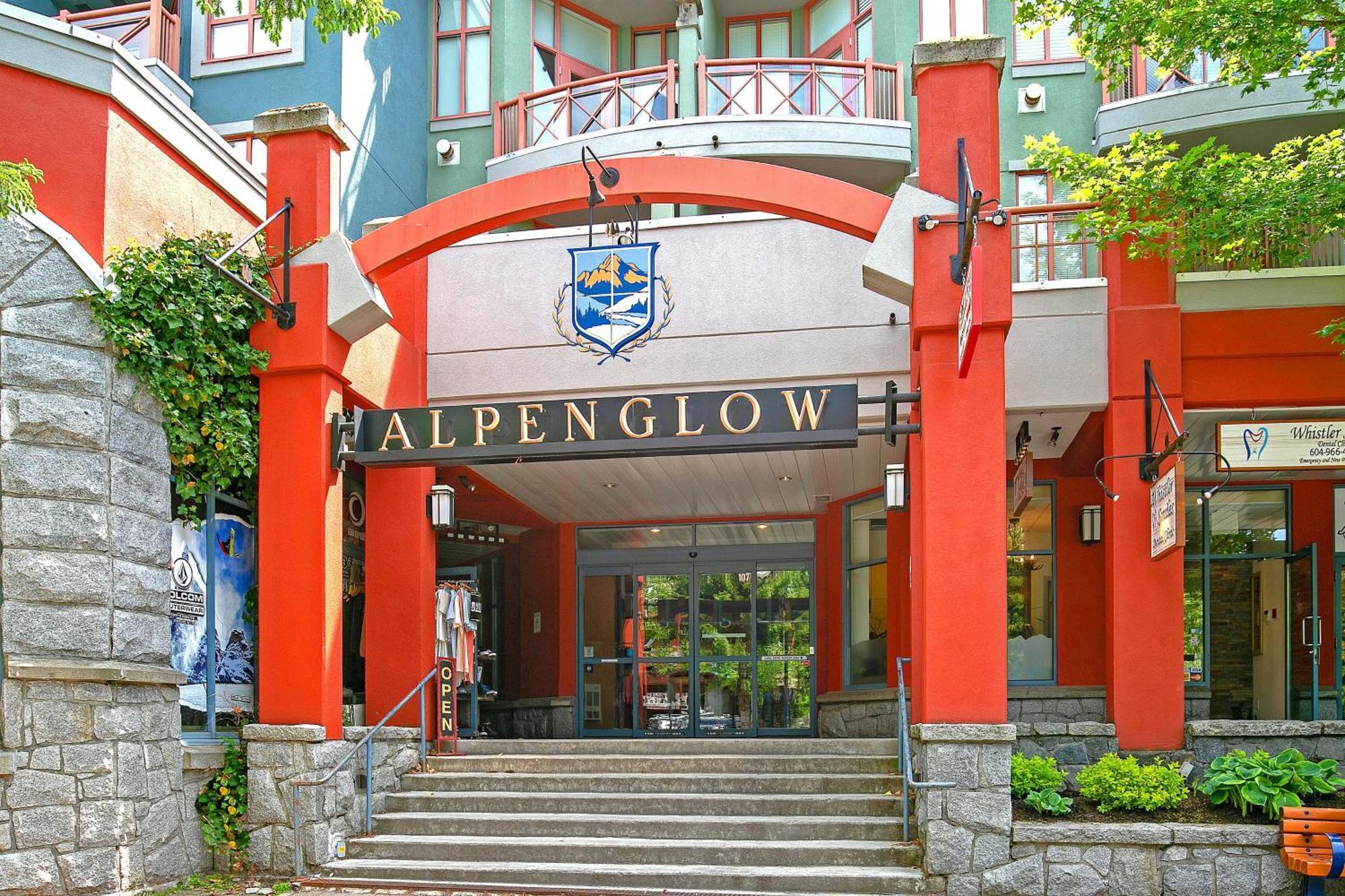 Alpenglow Large With Dedicated Work Space By Mva Apartment