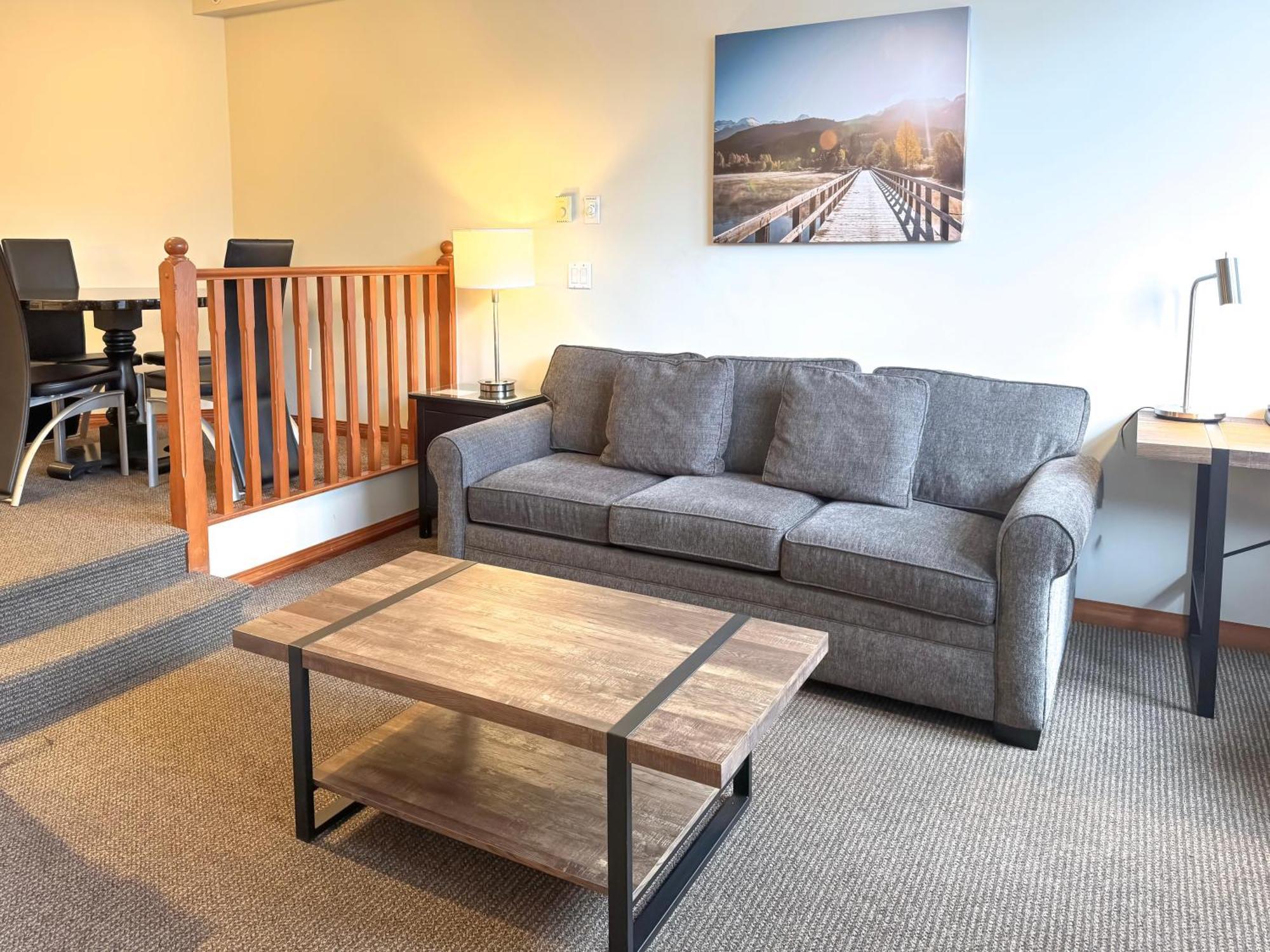 Alpenglow Large With Dedicated Work Space By Mva * Whistler