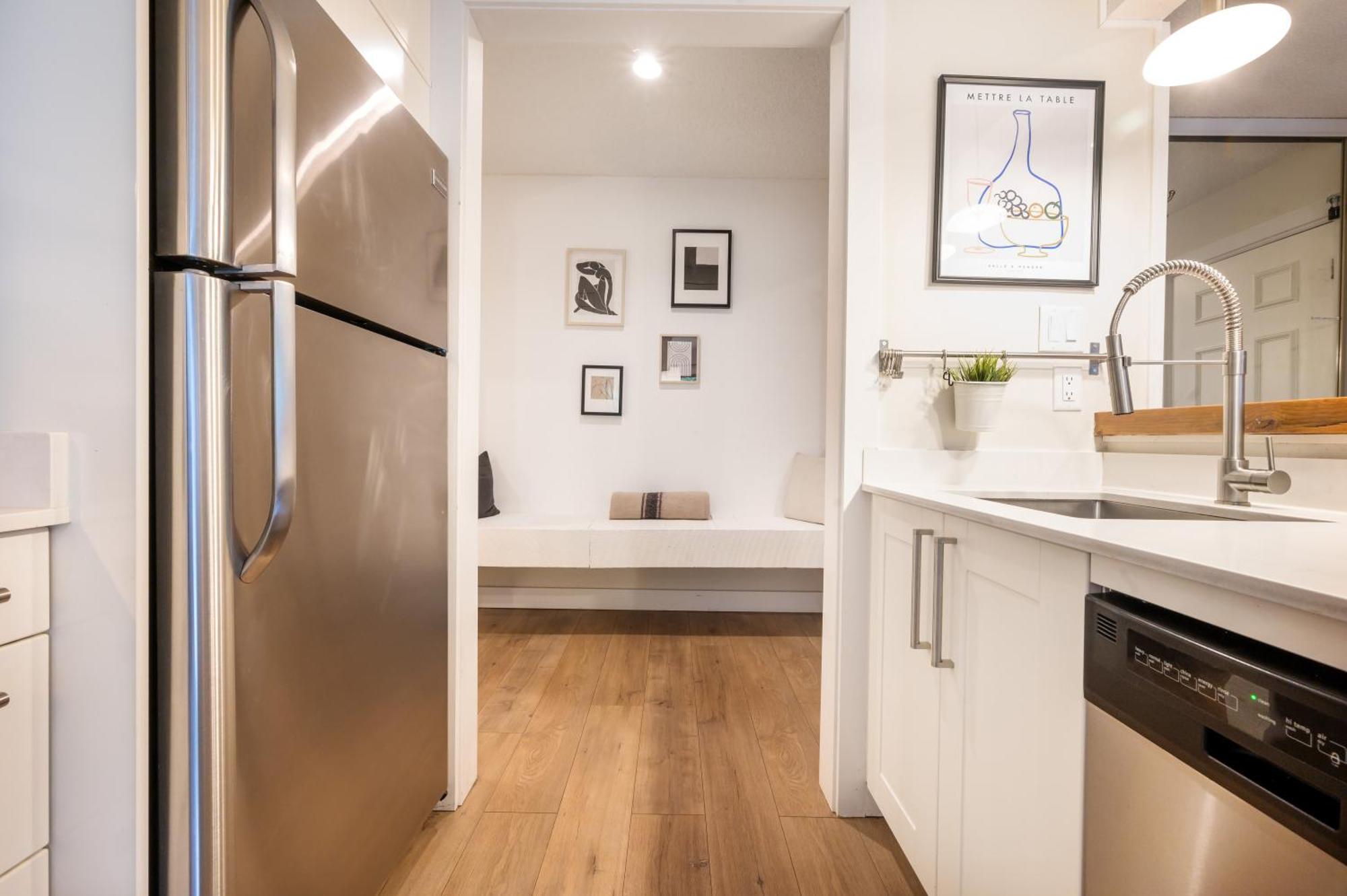 Creekside Oasis 4 Beds Pool And Hot Tub Apartment *