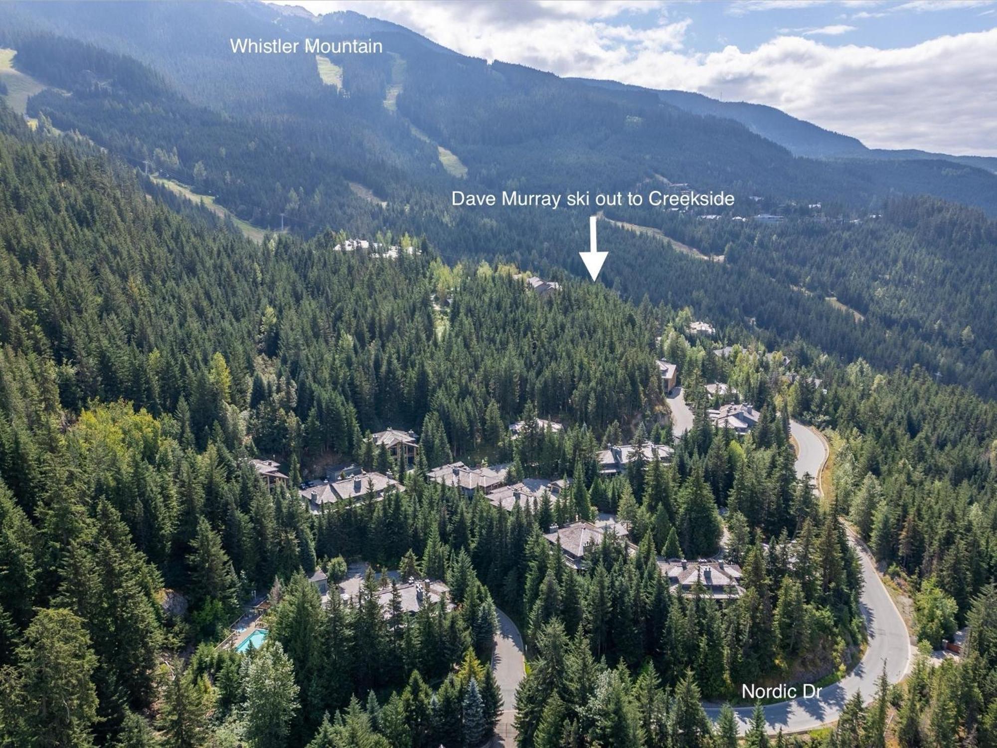 Holiday home New Listing Cozy 3 Bed 3 Bath Ski-in Out Access Fireplace Private Hot Tub And Garage