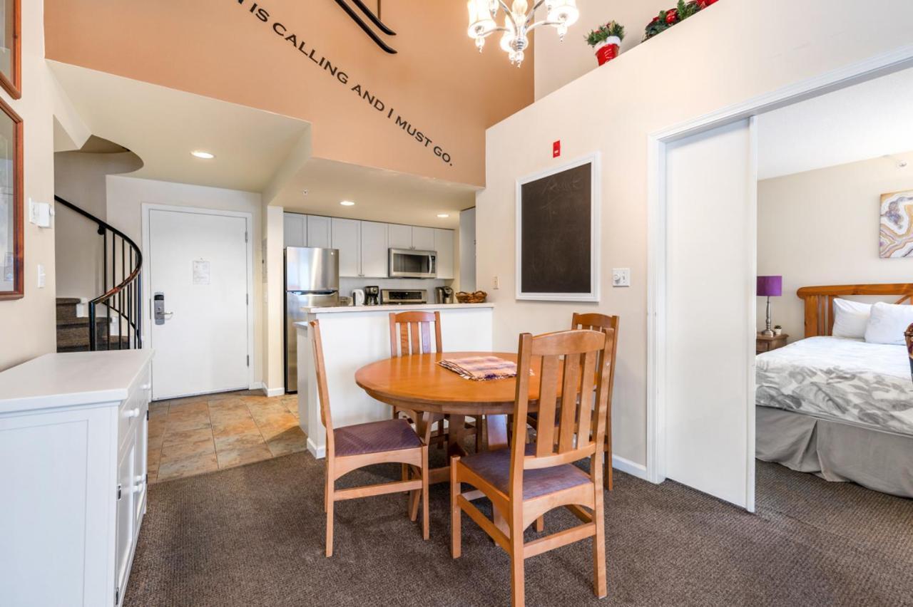 Holiday home Tyndall Stone By Cozystay Signature Whistler