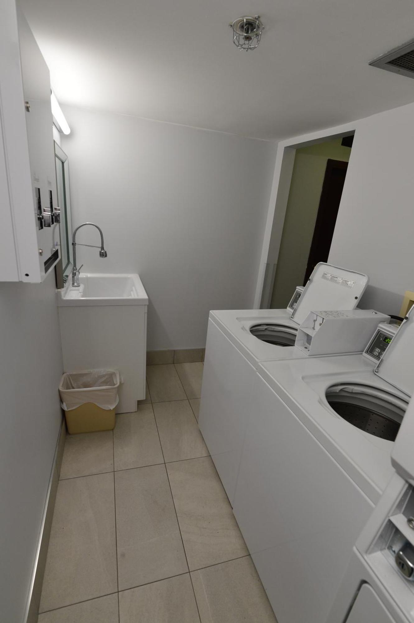 Apartment Upscale Modern