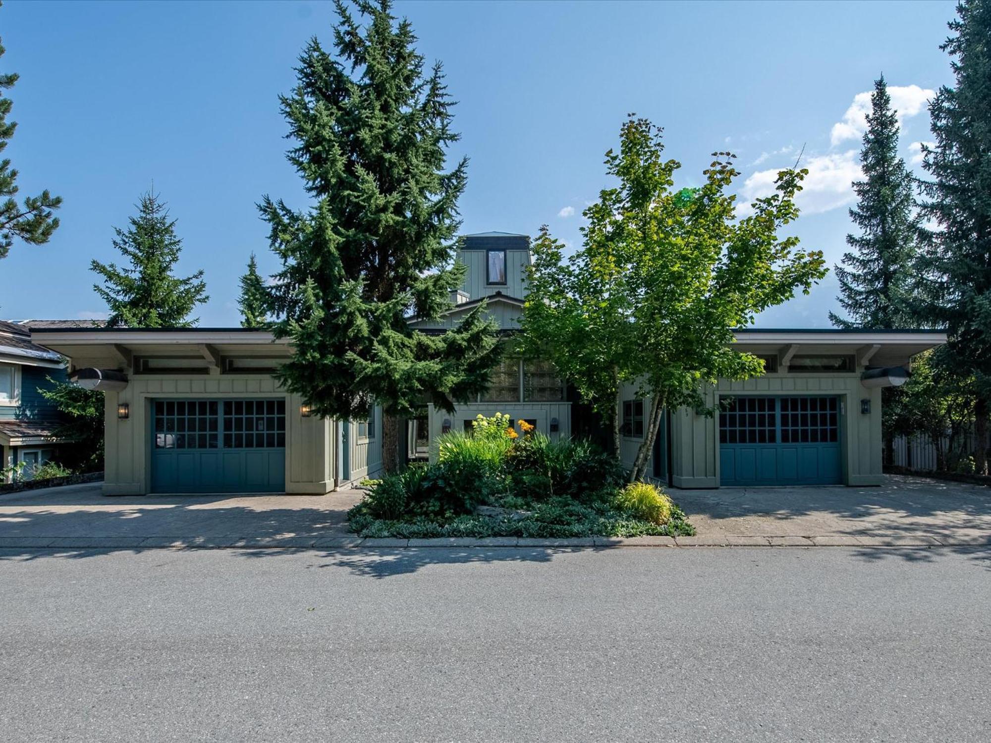 Chalet New Listing Unique Luxury 6 Bedroom Including 4 Bedrooms And Beautiful 2 Bedroom