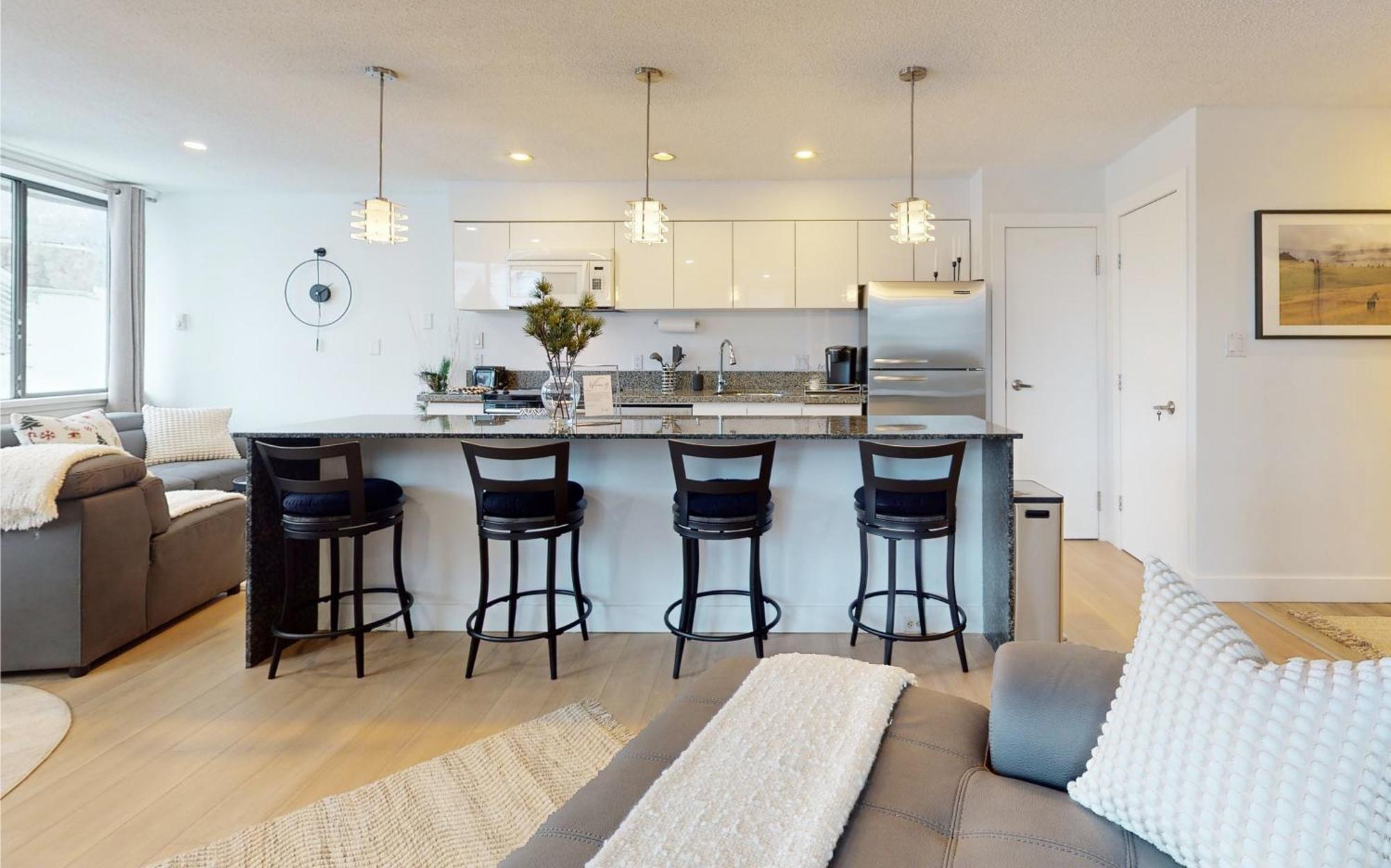 Village Stay! Apartment Whistler