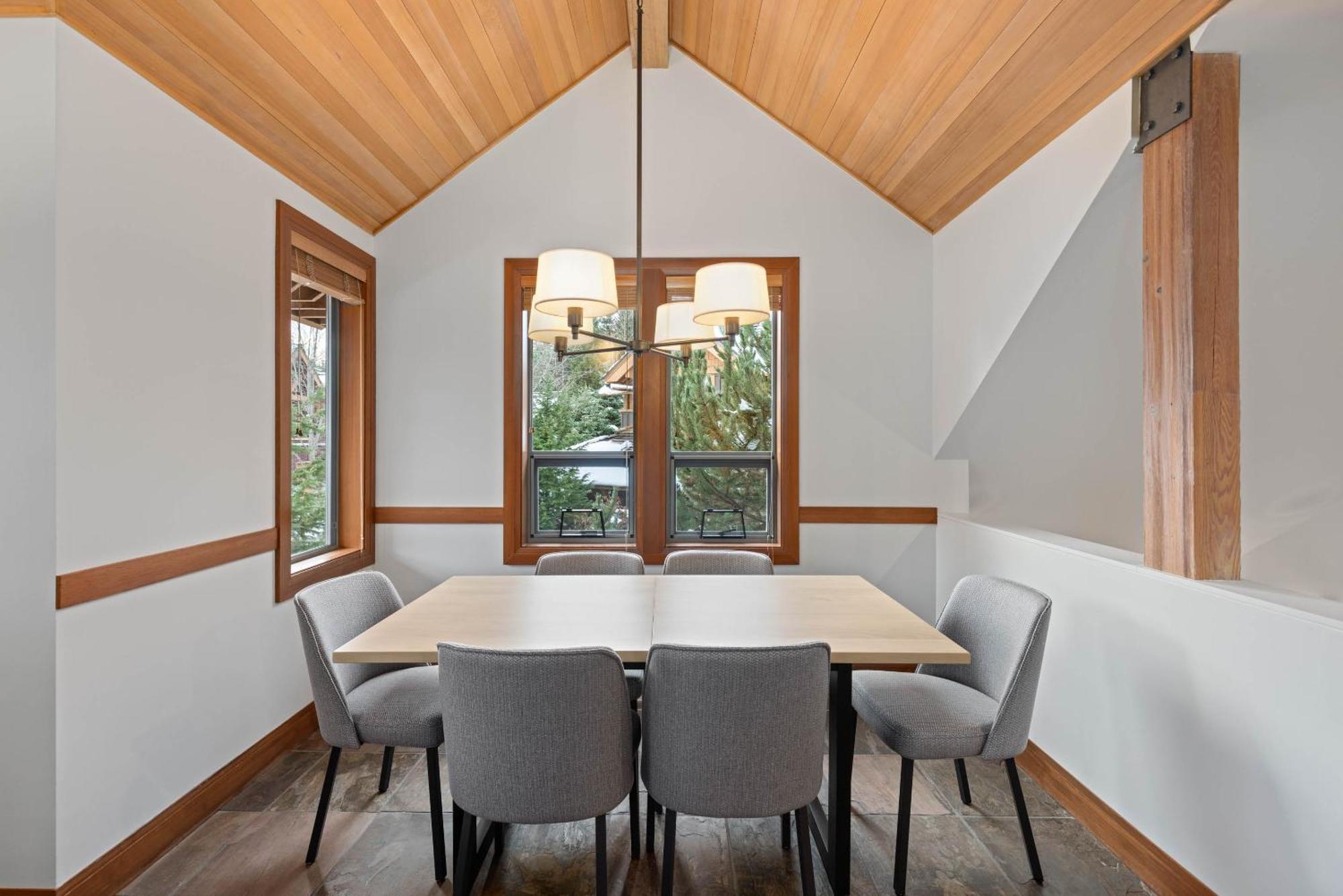 Montebello By Premier Apartment Whistler