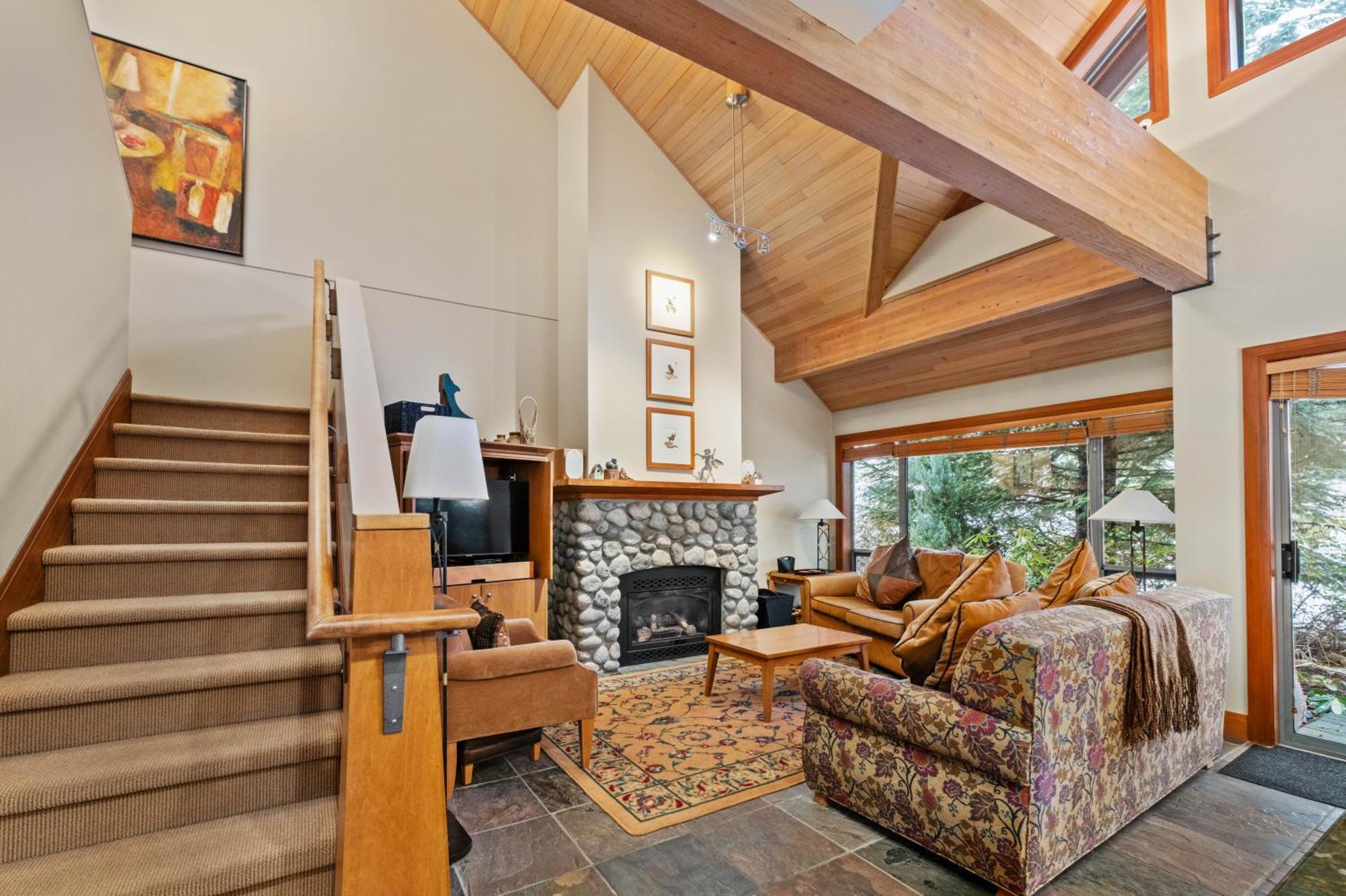 Apartment Montebello By Premier Whistler