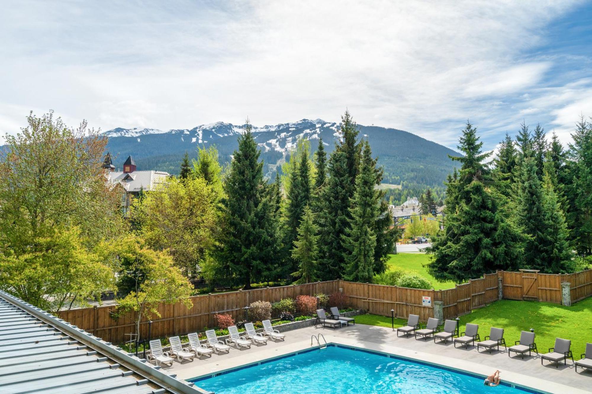 Aparthotel A Fully Renovated Near Village Centre With Mt View And Close To Lift In Cascade