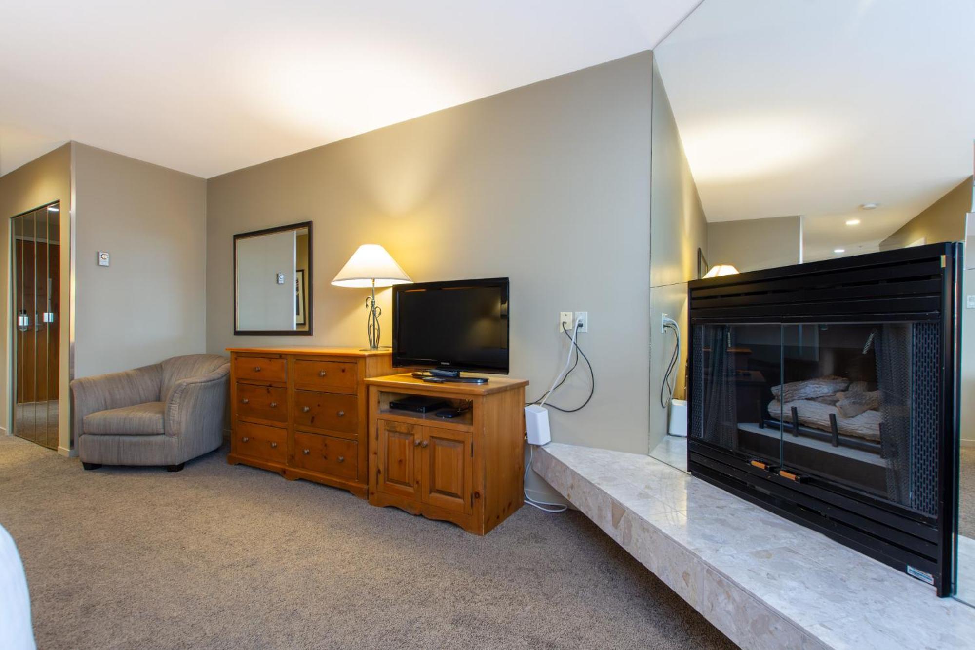 Village Gate House By Whiski Jack Apartment Whistler