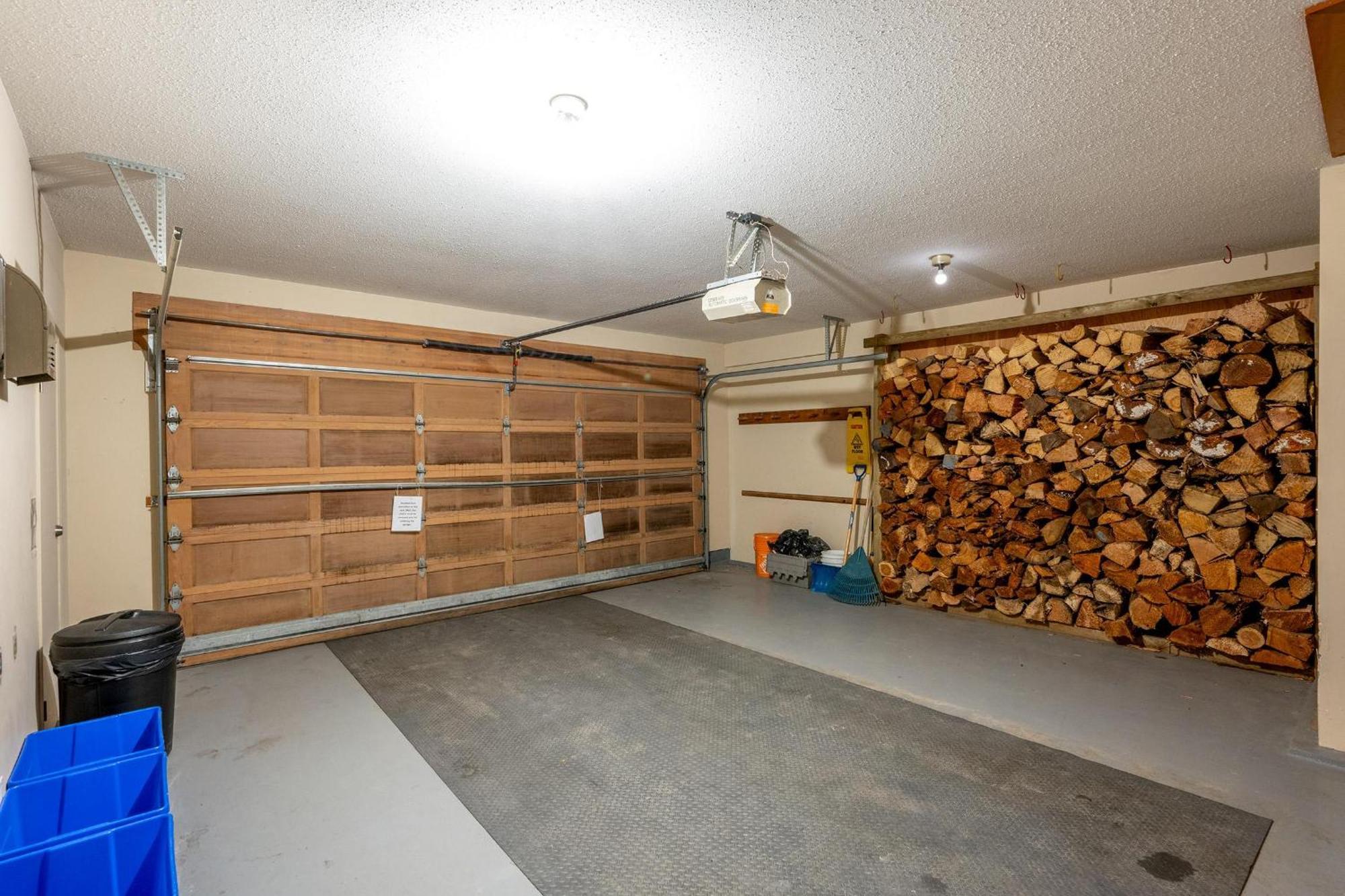 Northern Lights 15 | Family-sized Townhome W/ Sunken Hot Tub, Fireplace & Media Den * Whistler