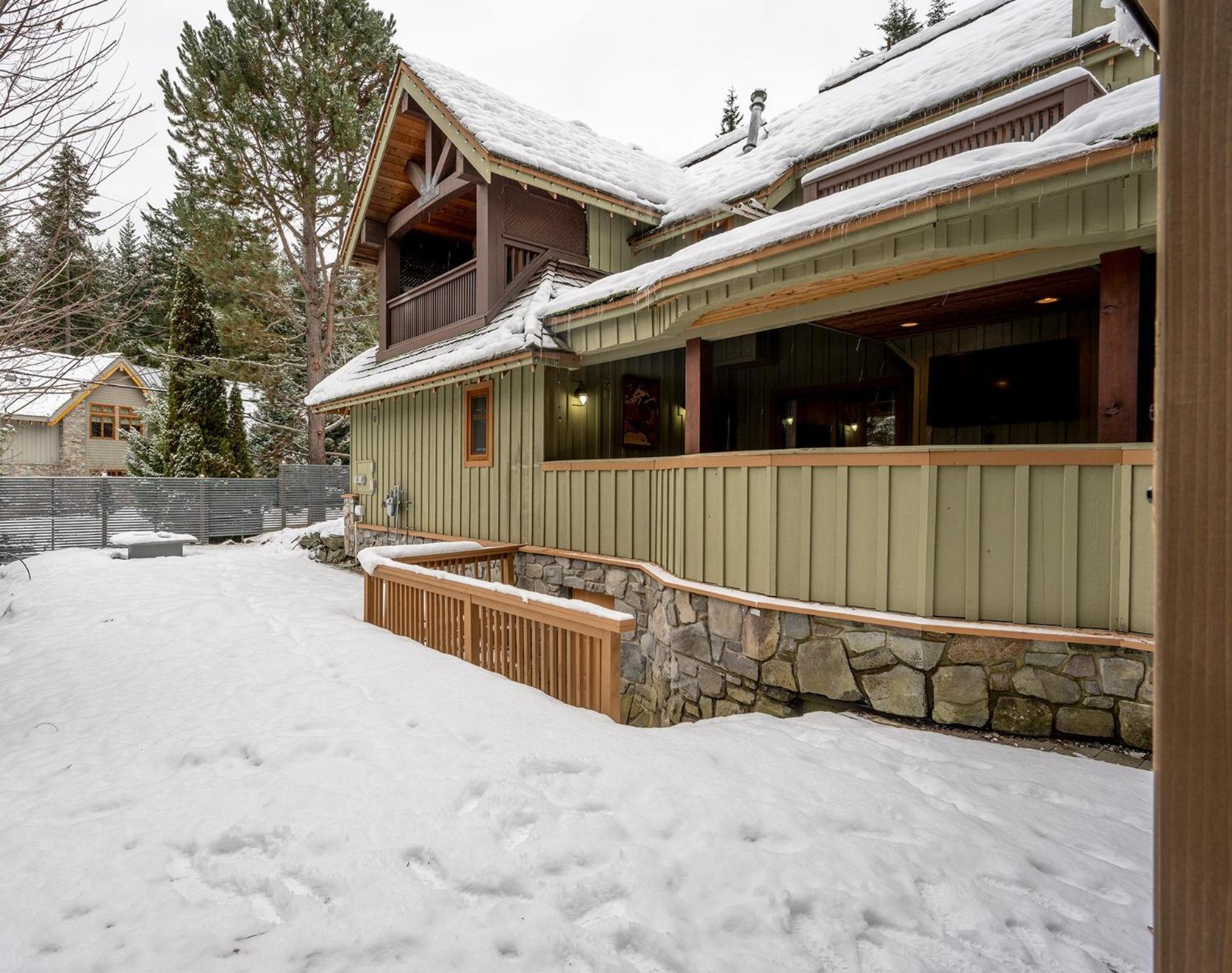Lodge Alpine Retreat