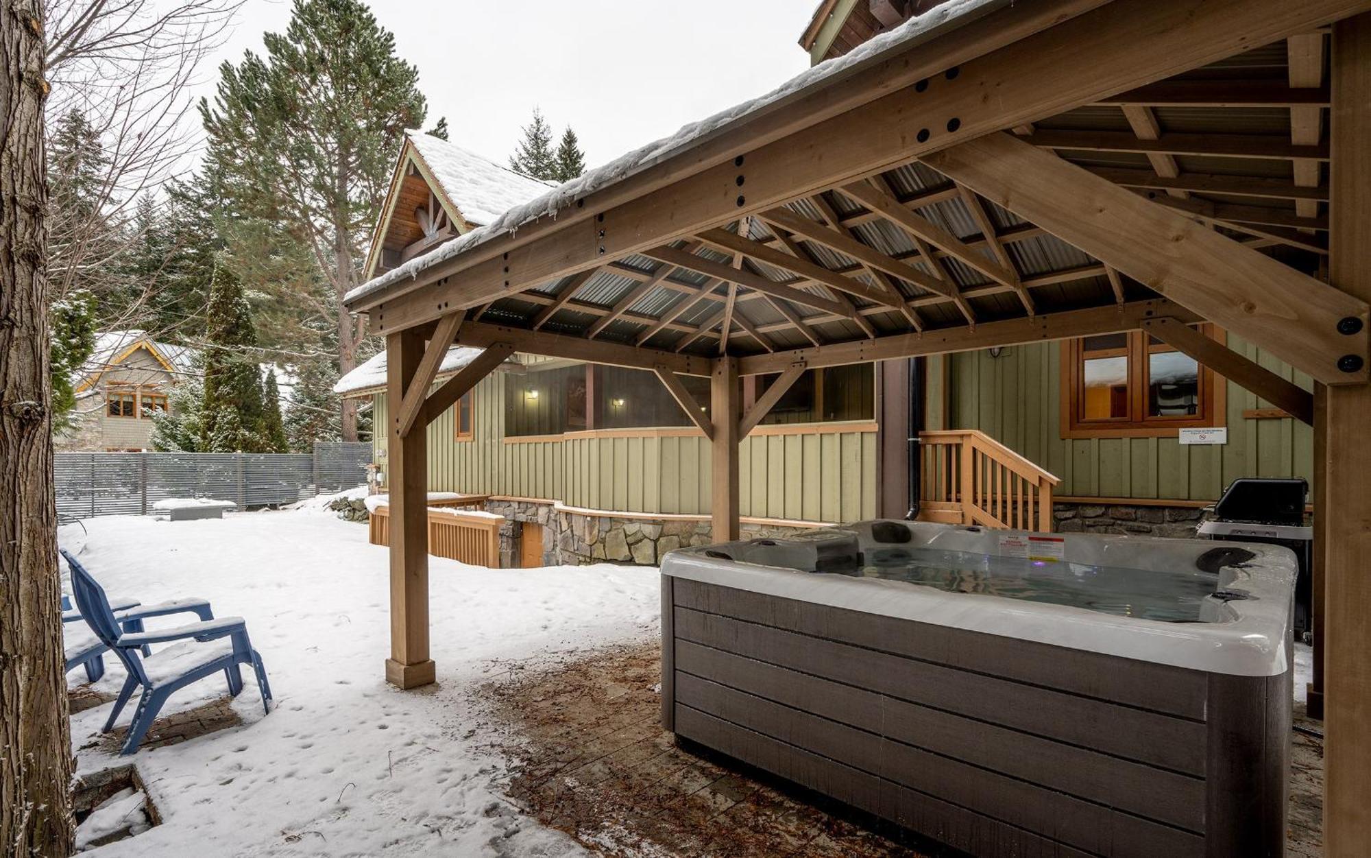 Lodge Alpine Retreat *