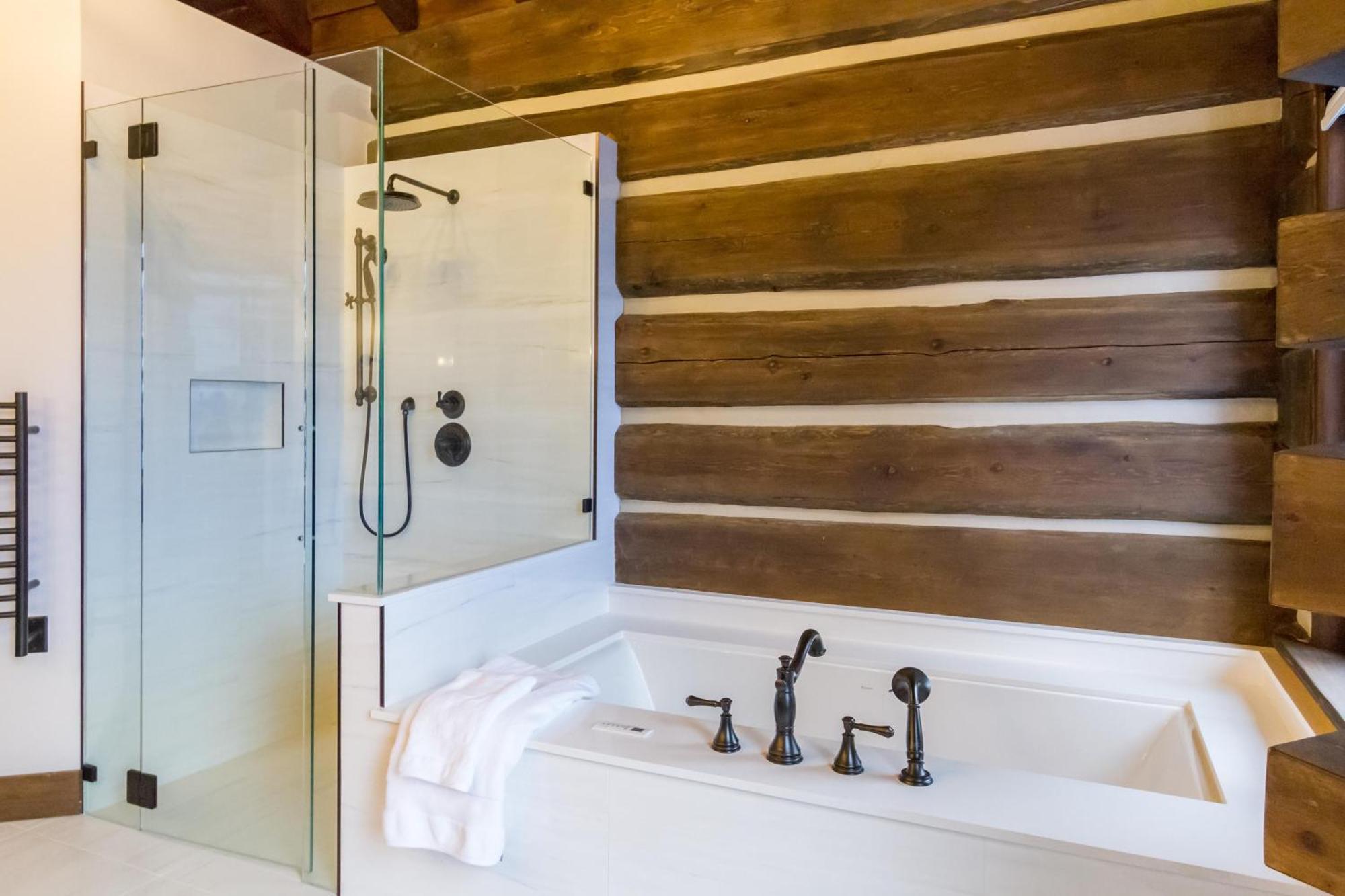 3354 Peak Drive Whistler