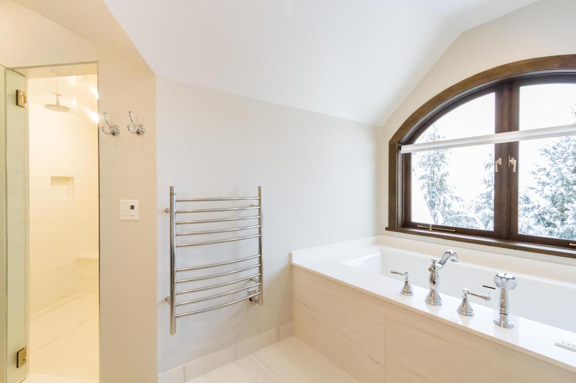 Chalet 3354 Peak Drive