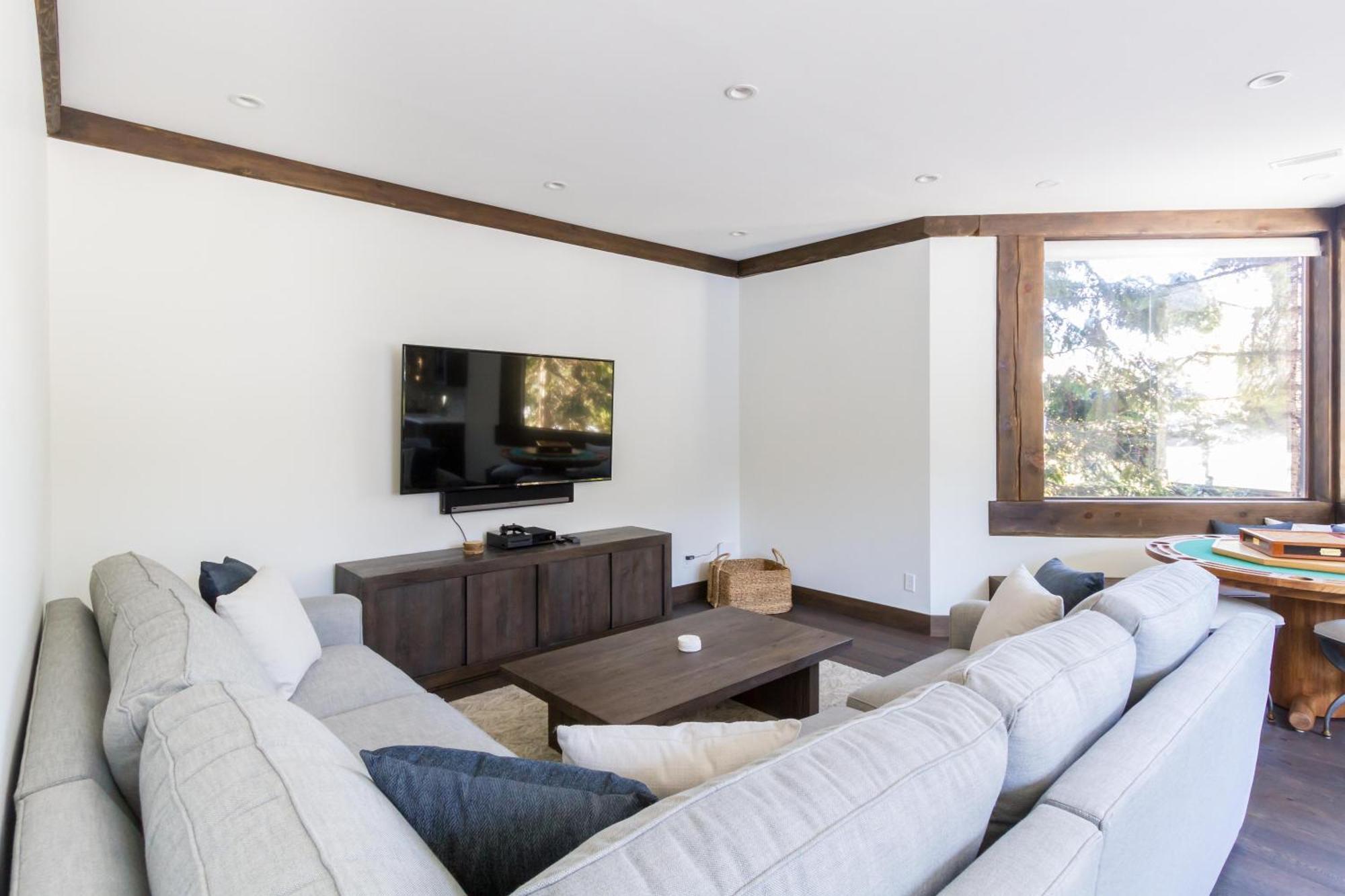 3354 Peak Drive Chalet
