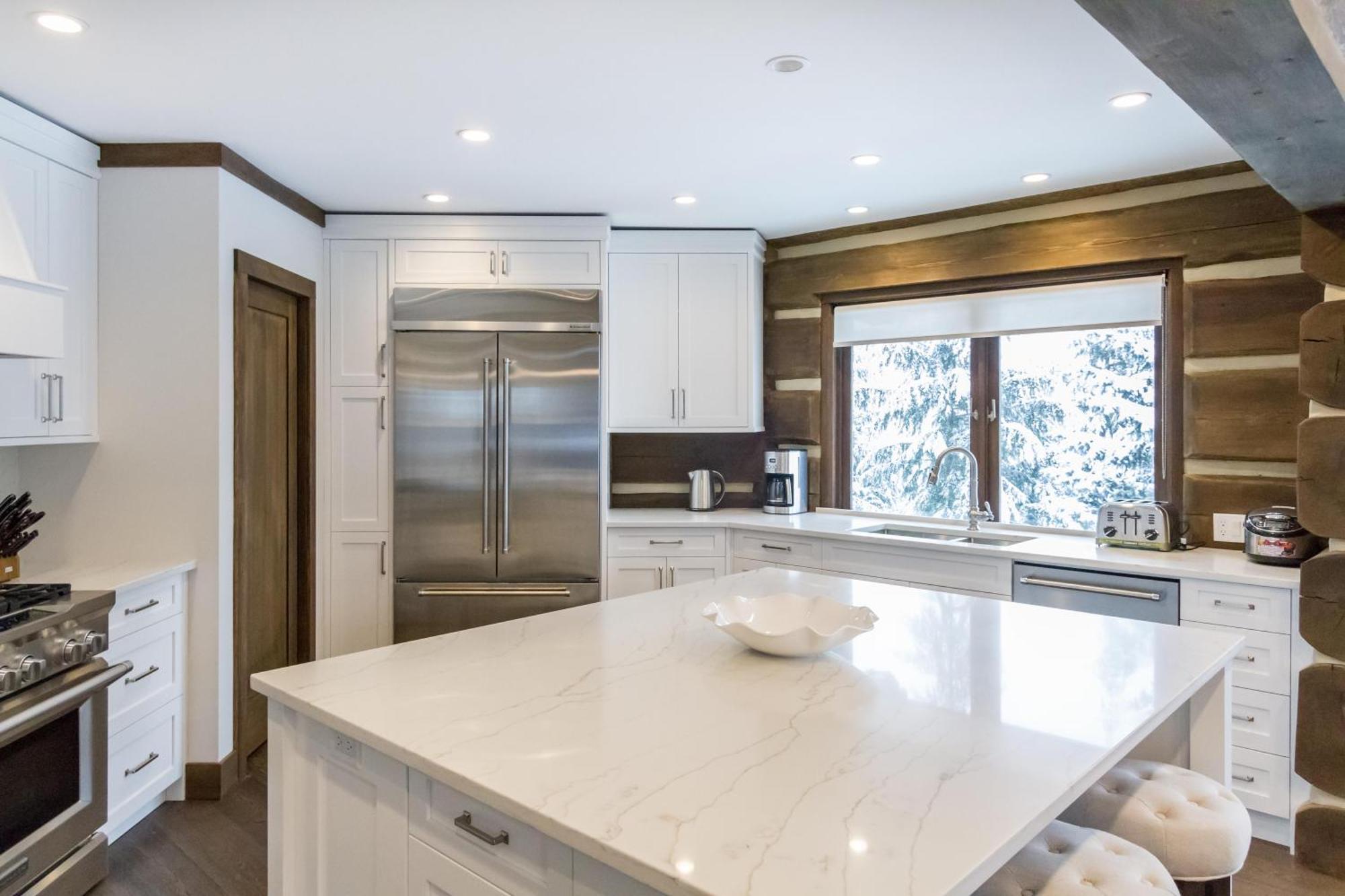 Chalet 3354 Peak Drive Whistler
