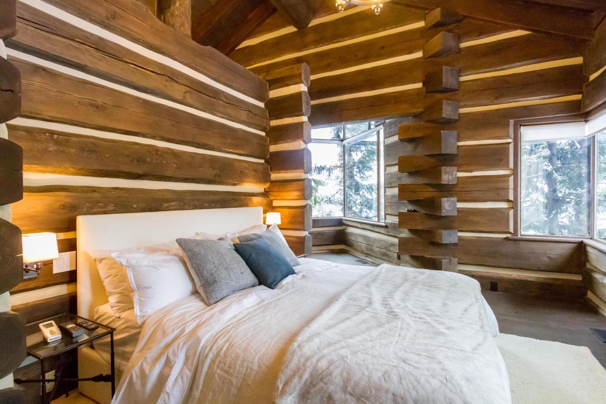 3354 Peak Drive Whistler