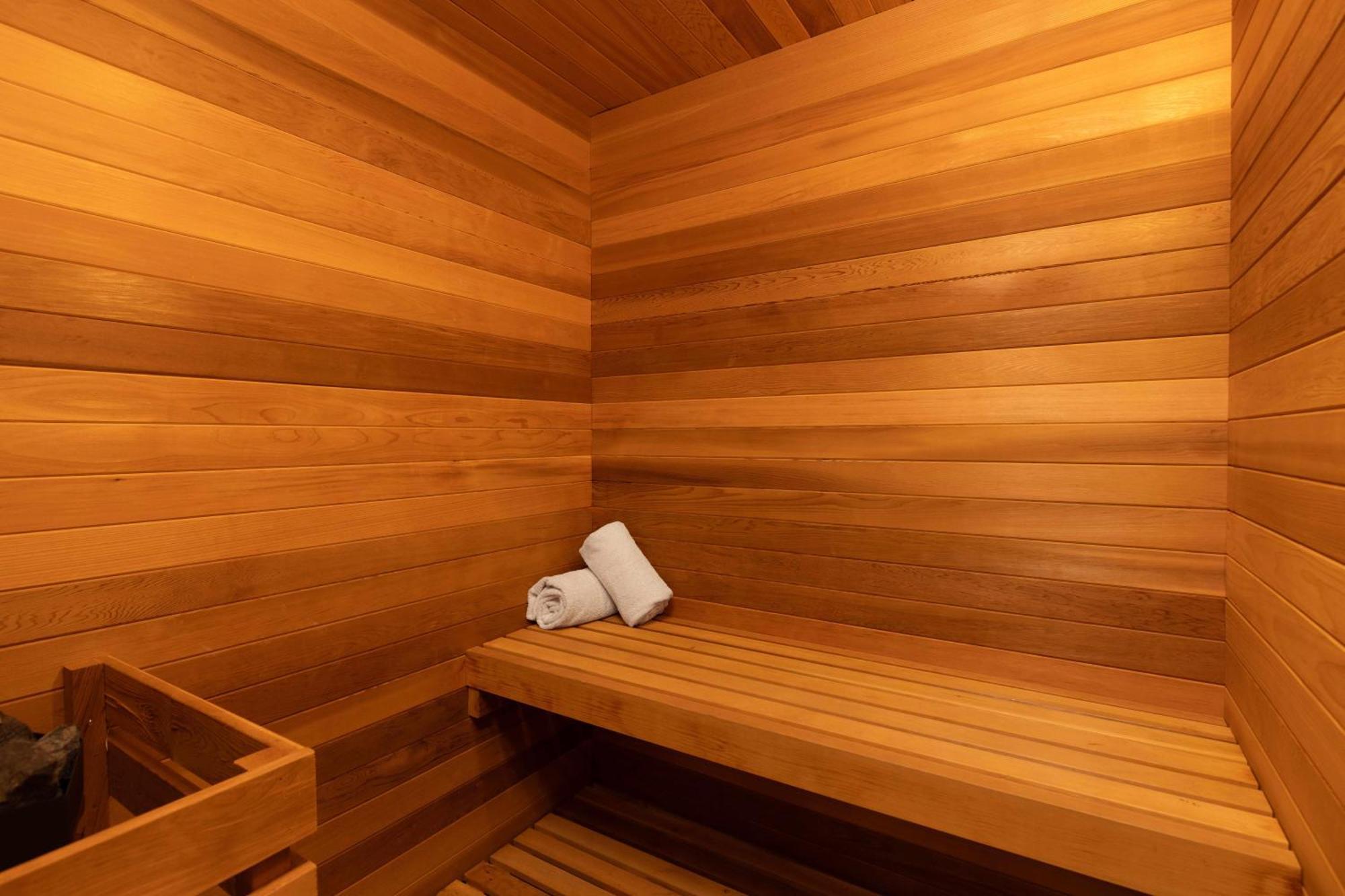 Hearthstone 2 | Stylish Cental Village Close To Lifts With Sauna & Parking Whistler