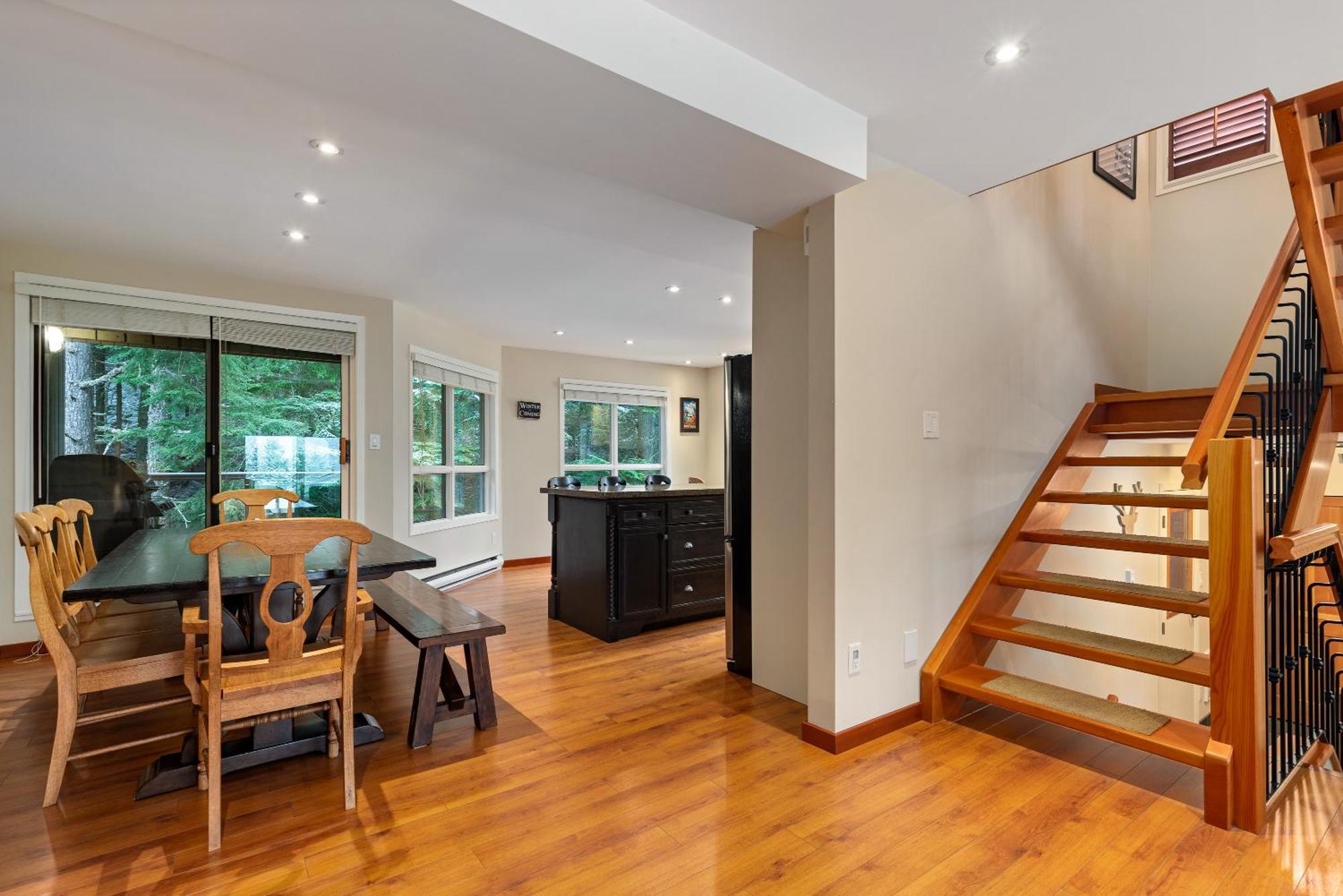 Holiday home Panoramic And Mountain Views By Harmony Whistler