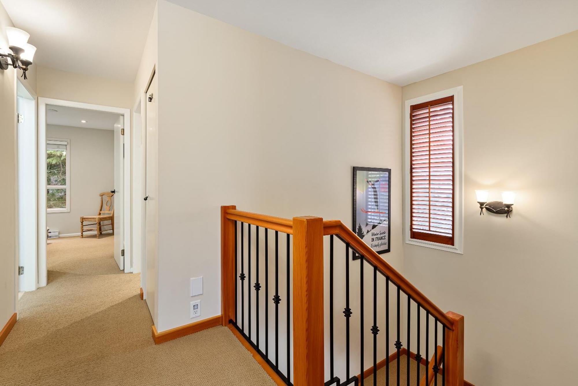 Panoramic And Mountain Views By Harmony