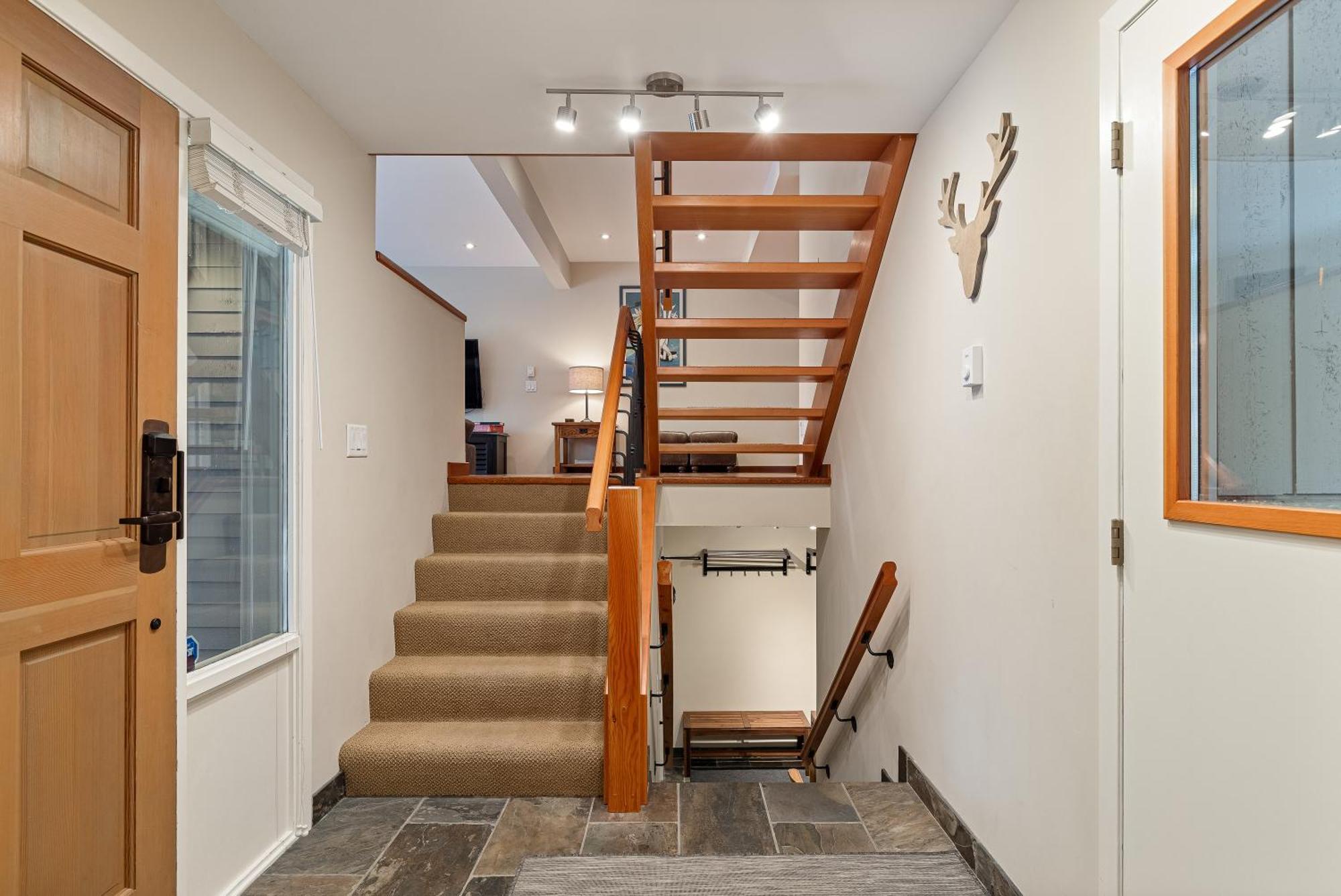 Panoramic And Mountain Views By Harmony Holiday home