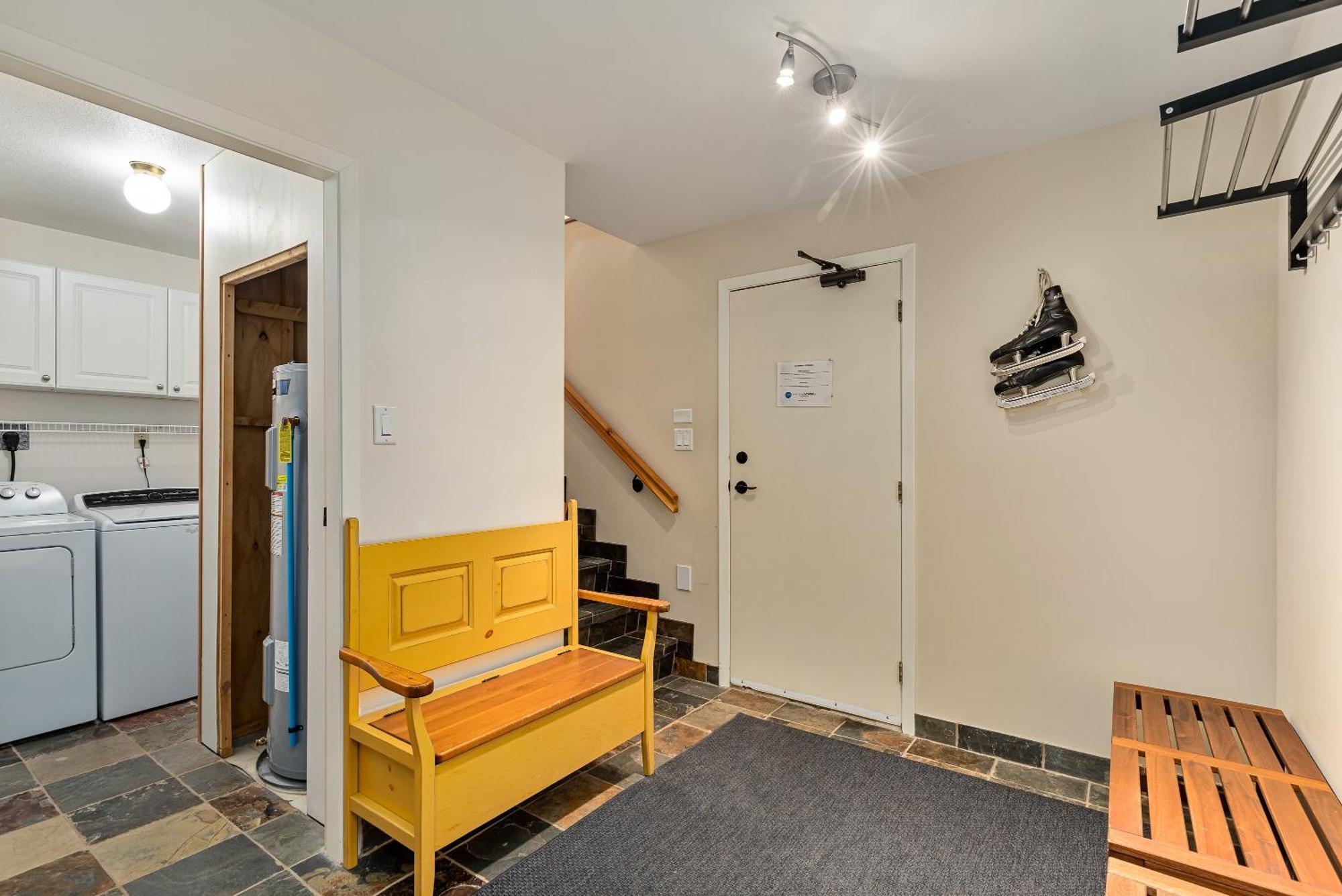 Panoramic And Mountain Views By Harmony * Whistler
