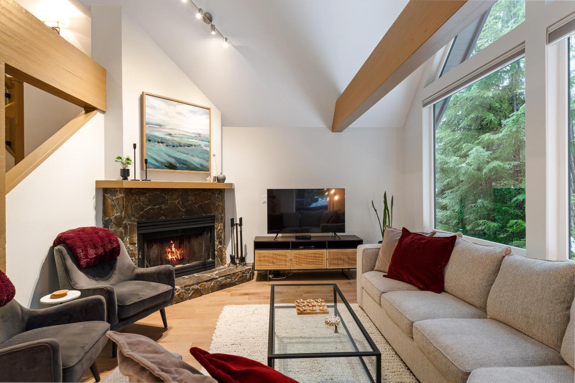 Holiday home Spacious And Modern Vacation In And Shuttle Out By Harmony *
