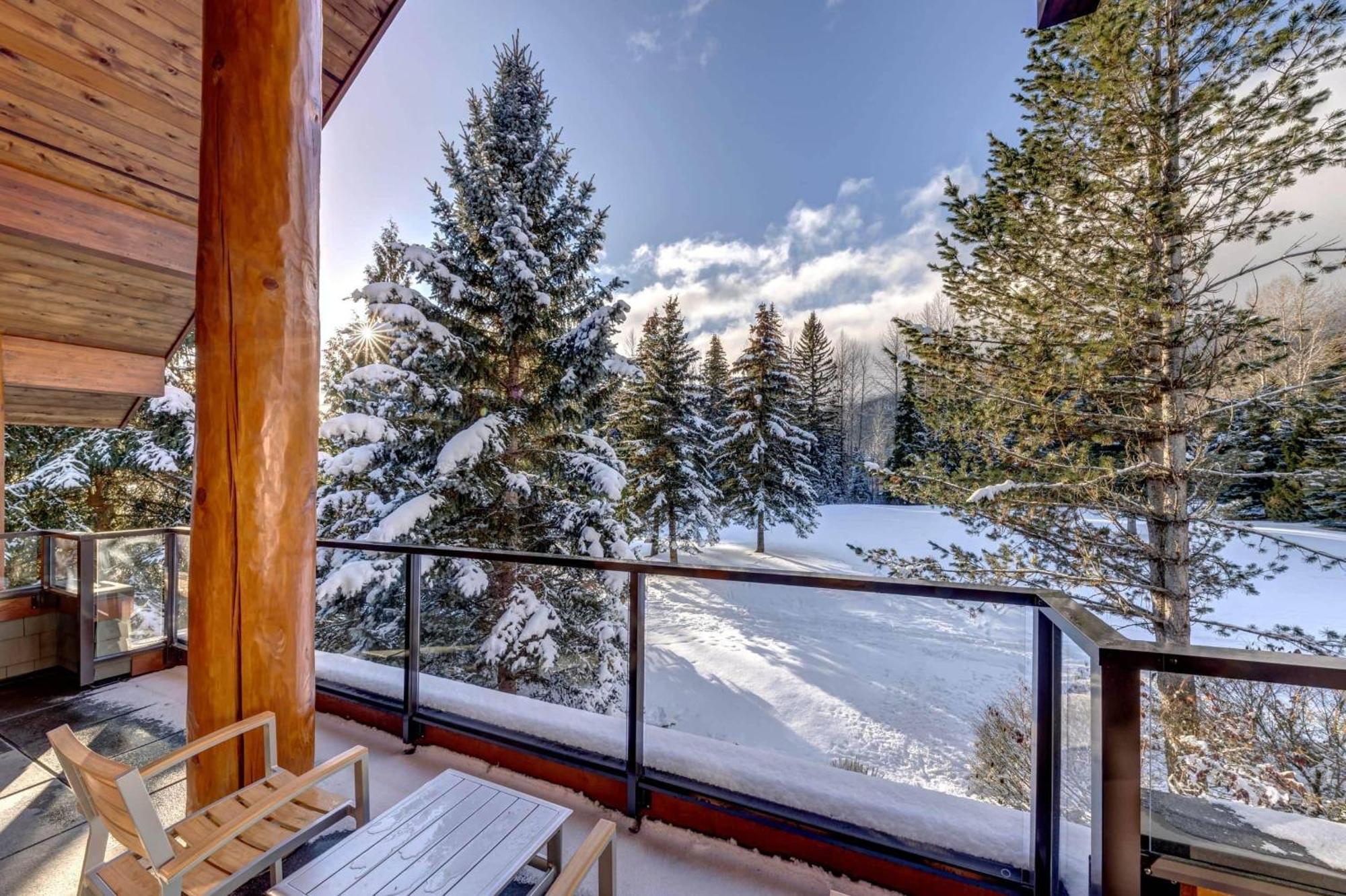 Glacier View | Family With Hot Tub & Views, Set In A Tranquil Location *