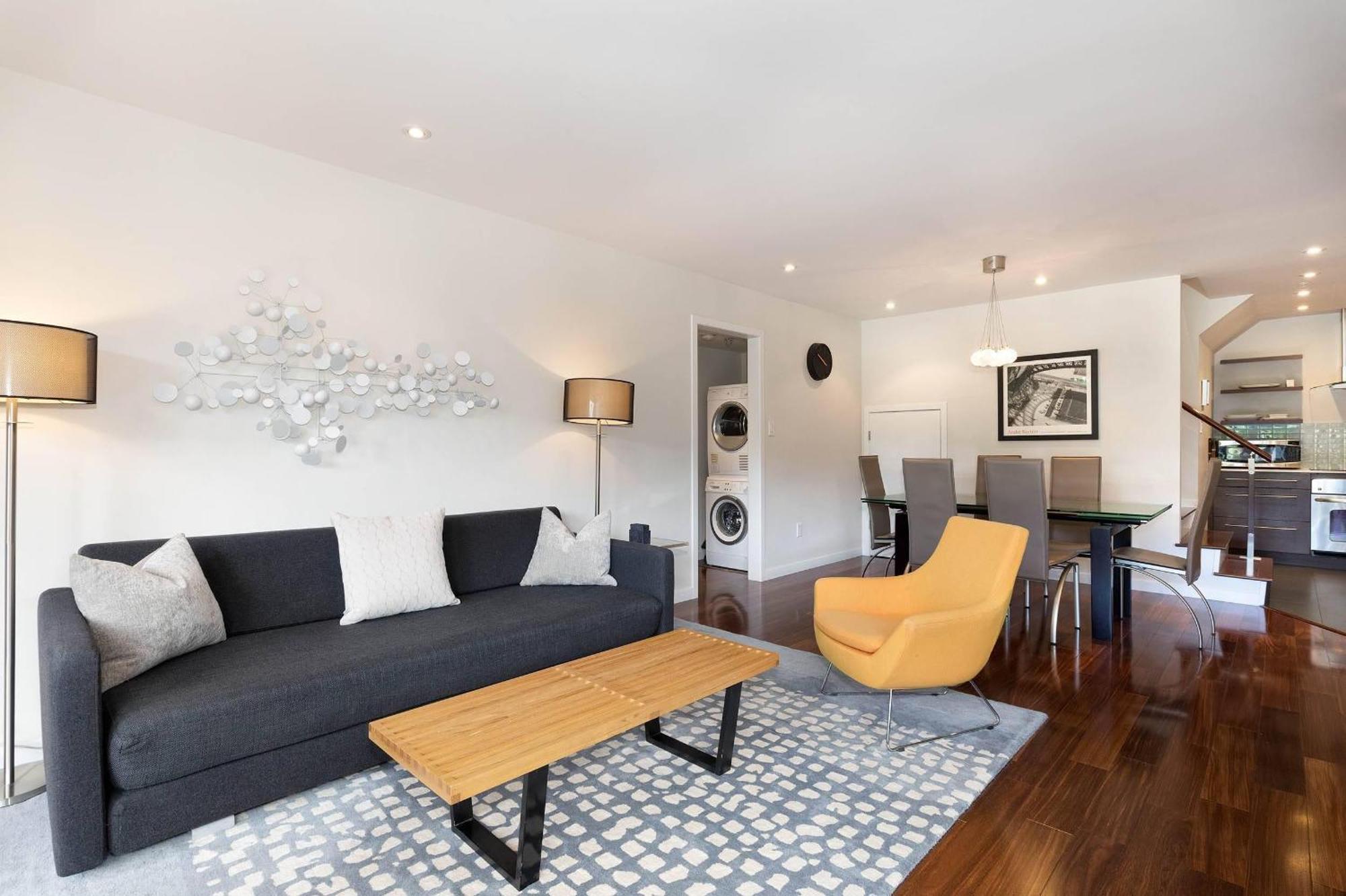 Wintergreen 34 | Townhome A Short Walk To Skiing & Blackcomb Gondola, Secure Parking Holiday home *