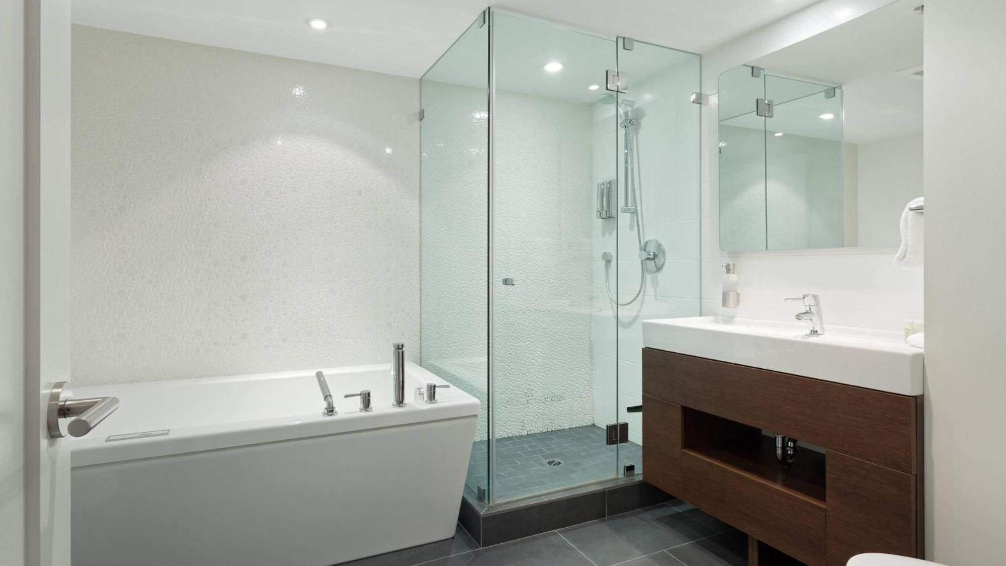 Wintergreen 34 | Townhome A Short Walk To Skiing & Blackcomb Gondola, Secure Parking