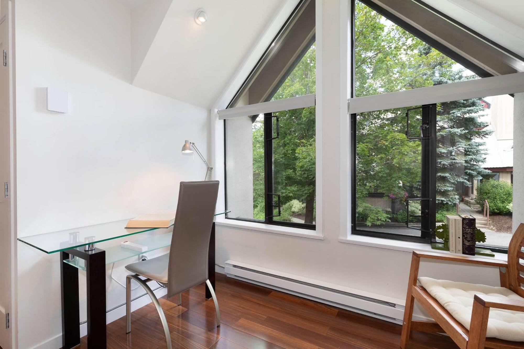 Wintergreen 34 | Townhome A Short Walk To Skiing & Blackcomb Gondola, Secure Parking Holiday home *