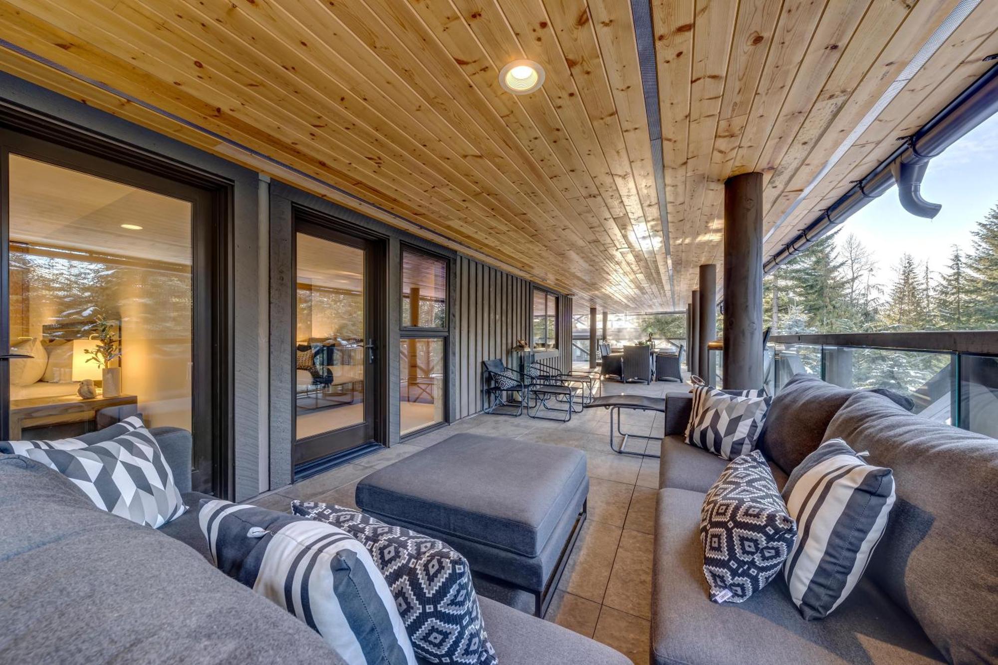 Pinnacle Ridge 03