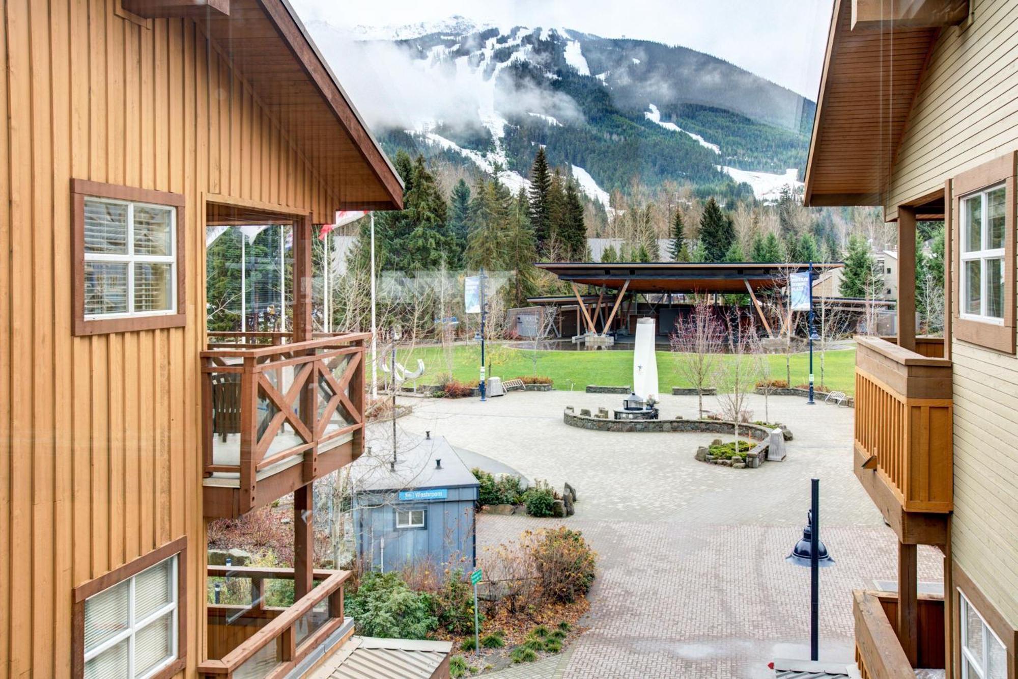 Marketplace 326 Apartment Whistler