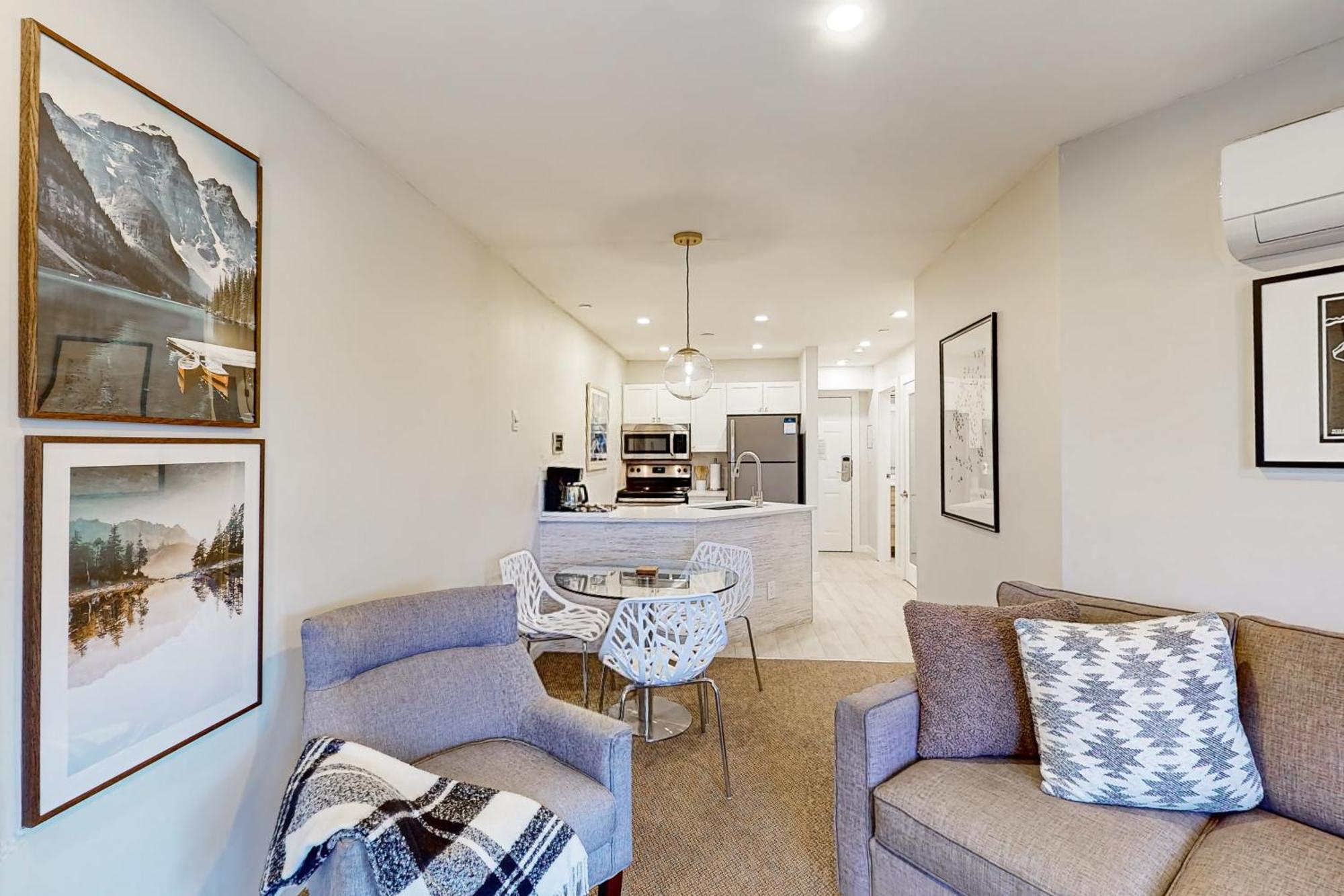 Marketplace 326 Apartment Whistler