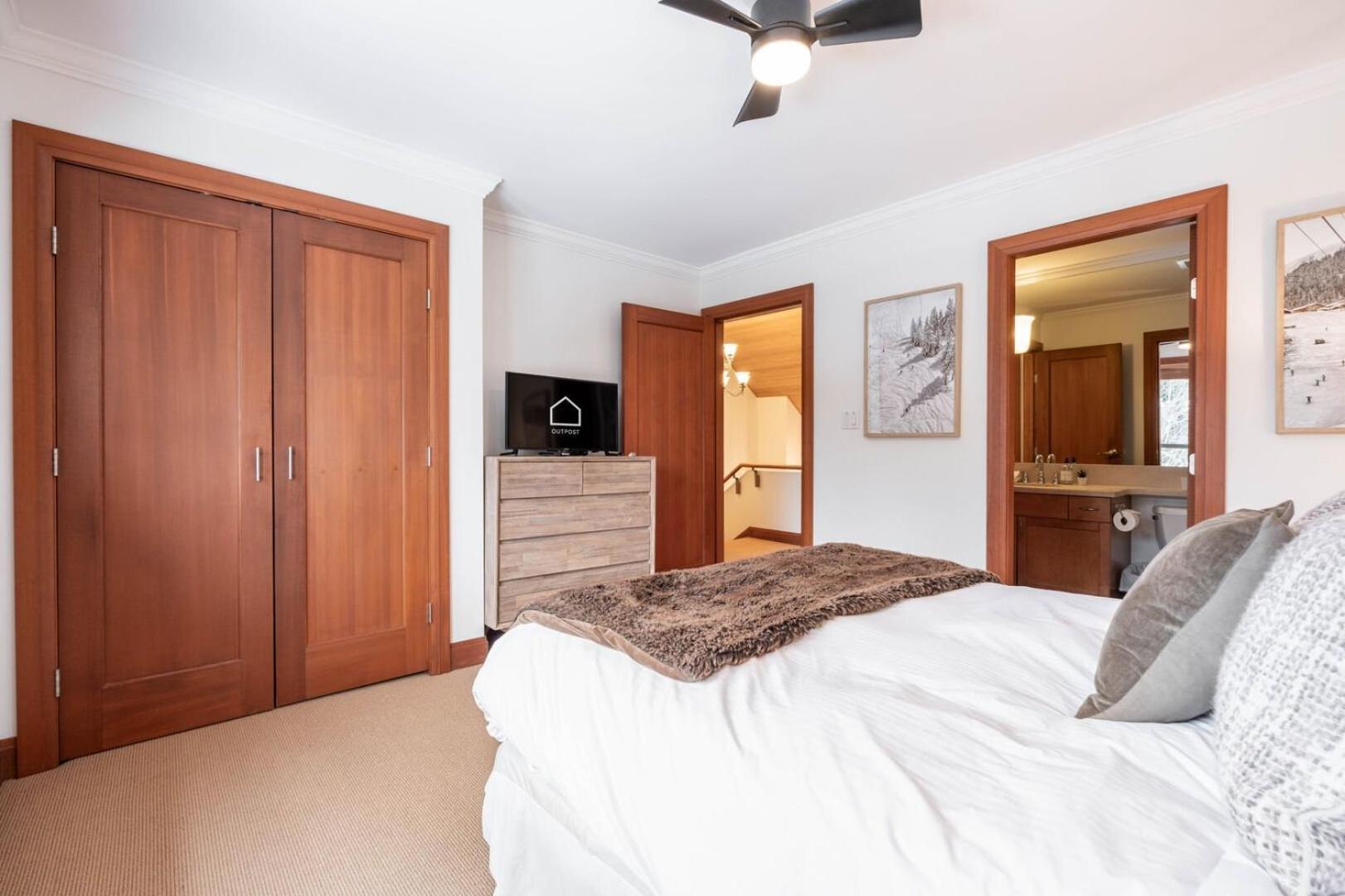 Montebello 4877 By Outpost * Whistler