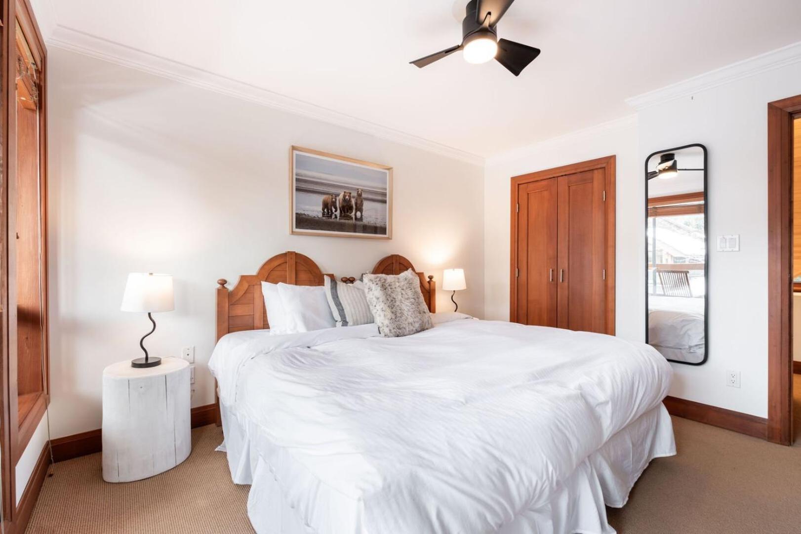 Montebello 4877 By Outpost Whistler