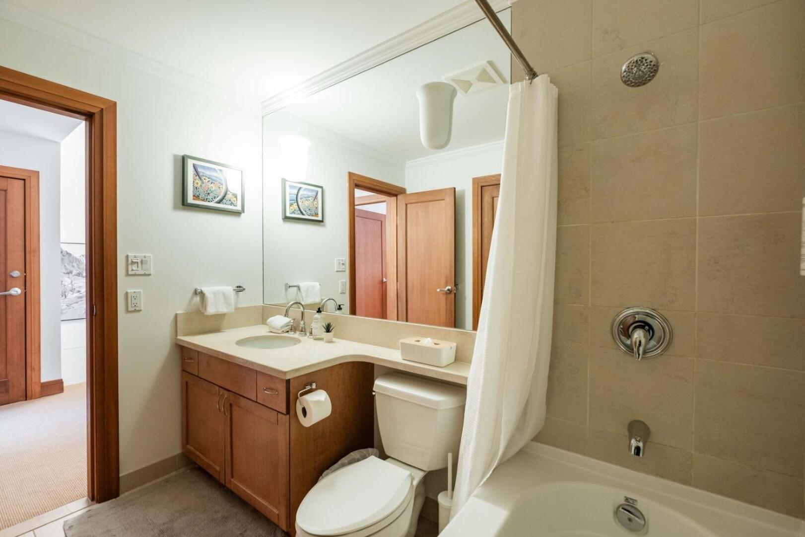 Holiday home Montebello 4877 By Outpost Whistler