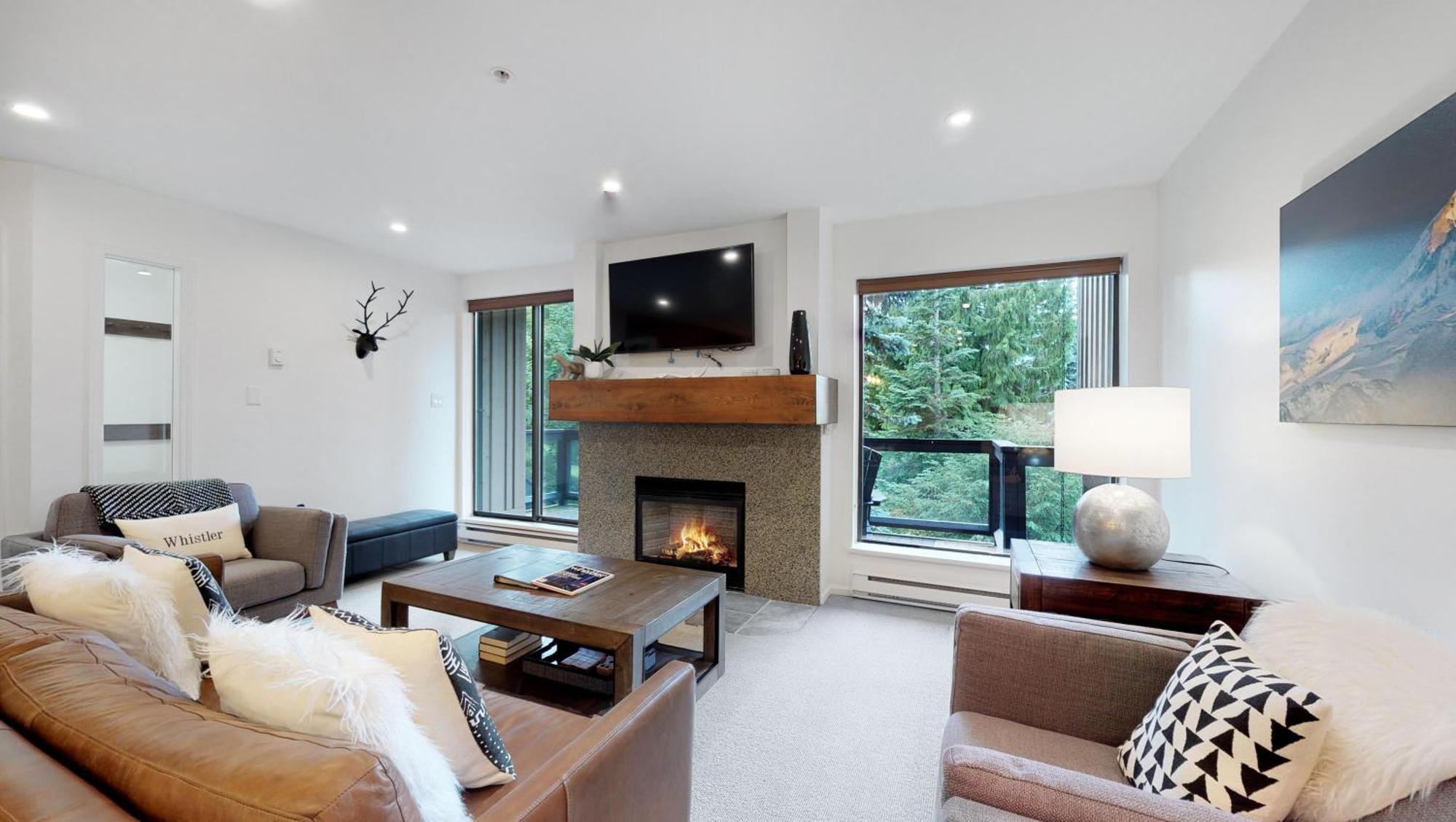 Foxglove 6 - The | 1-level Townhouse Walking Distance To Village & Close To Hill Holiday home Whistler