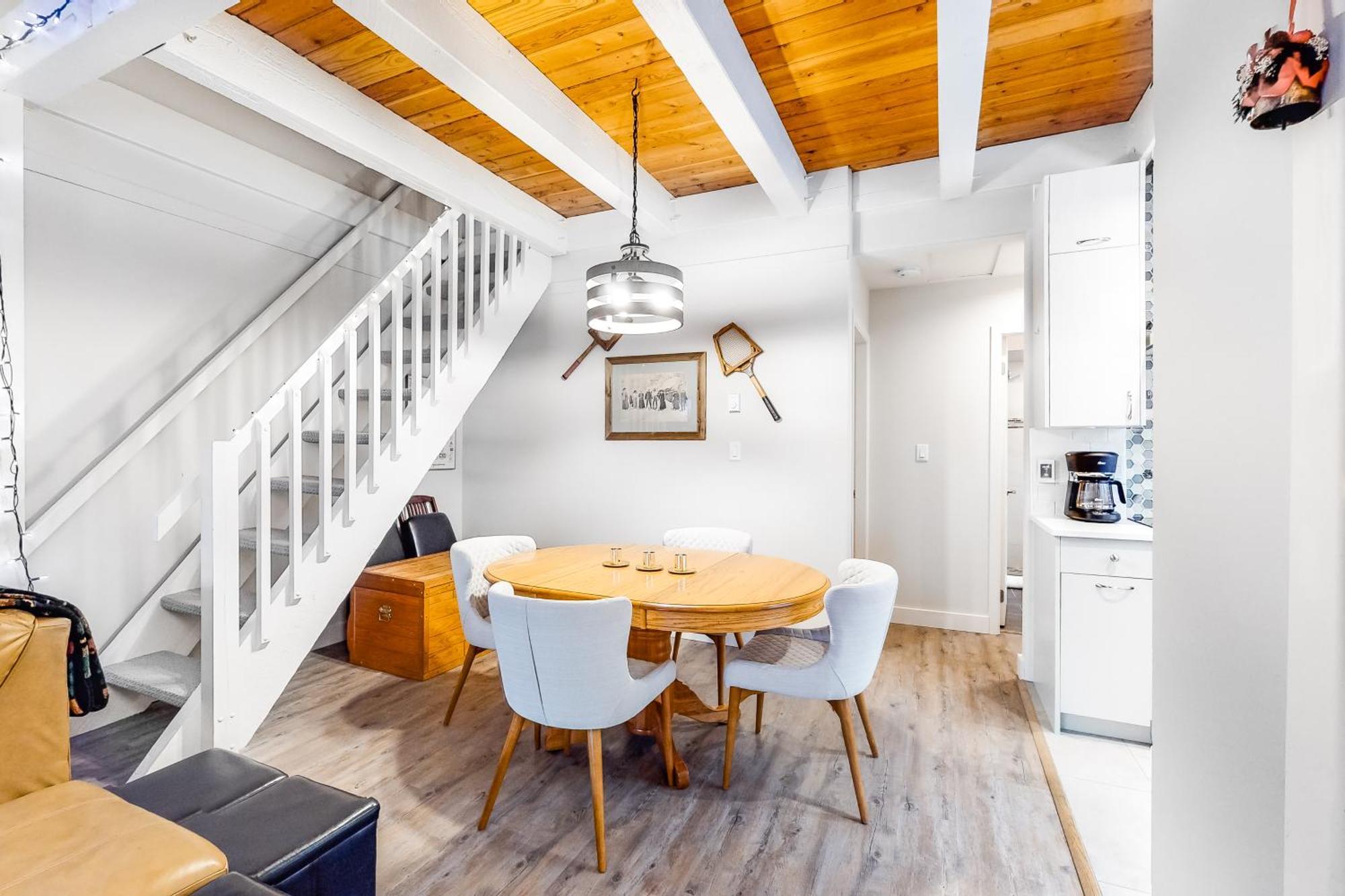 Placid Coach House 16 * Whistler