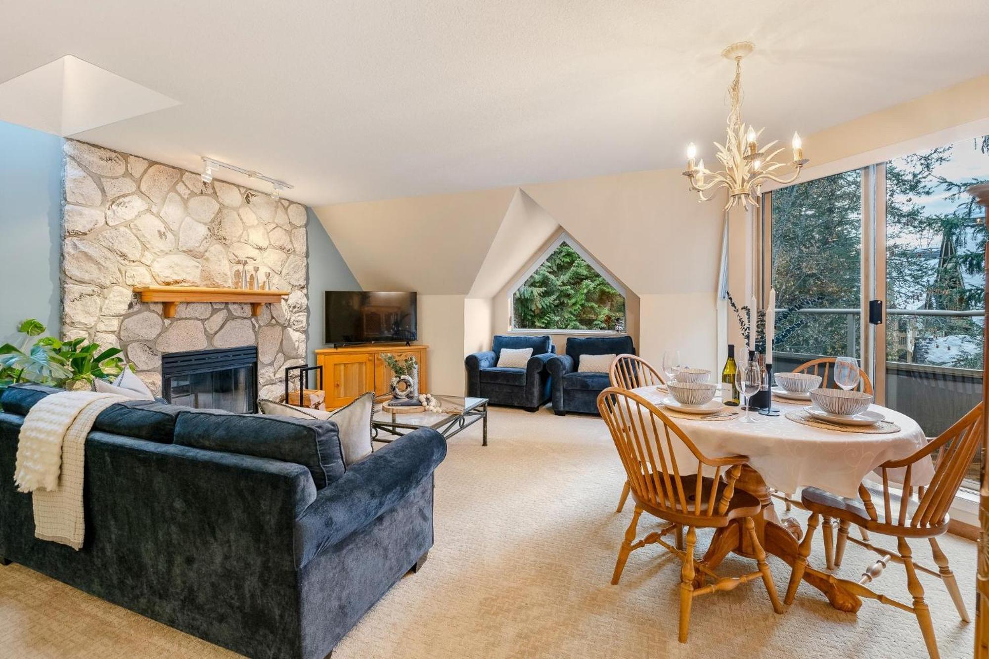 31 Gleneagle * Whistler